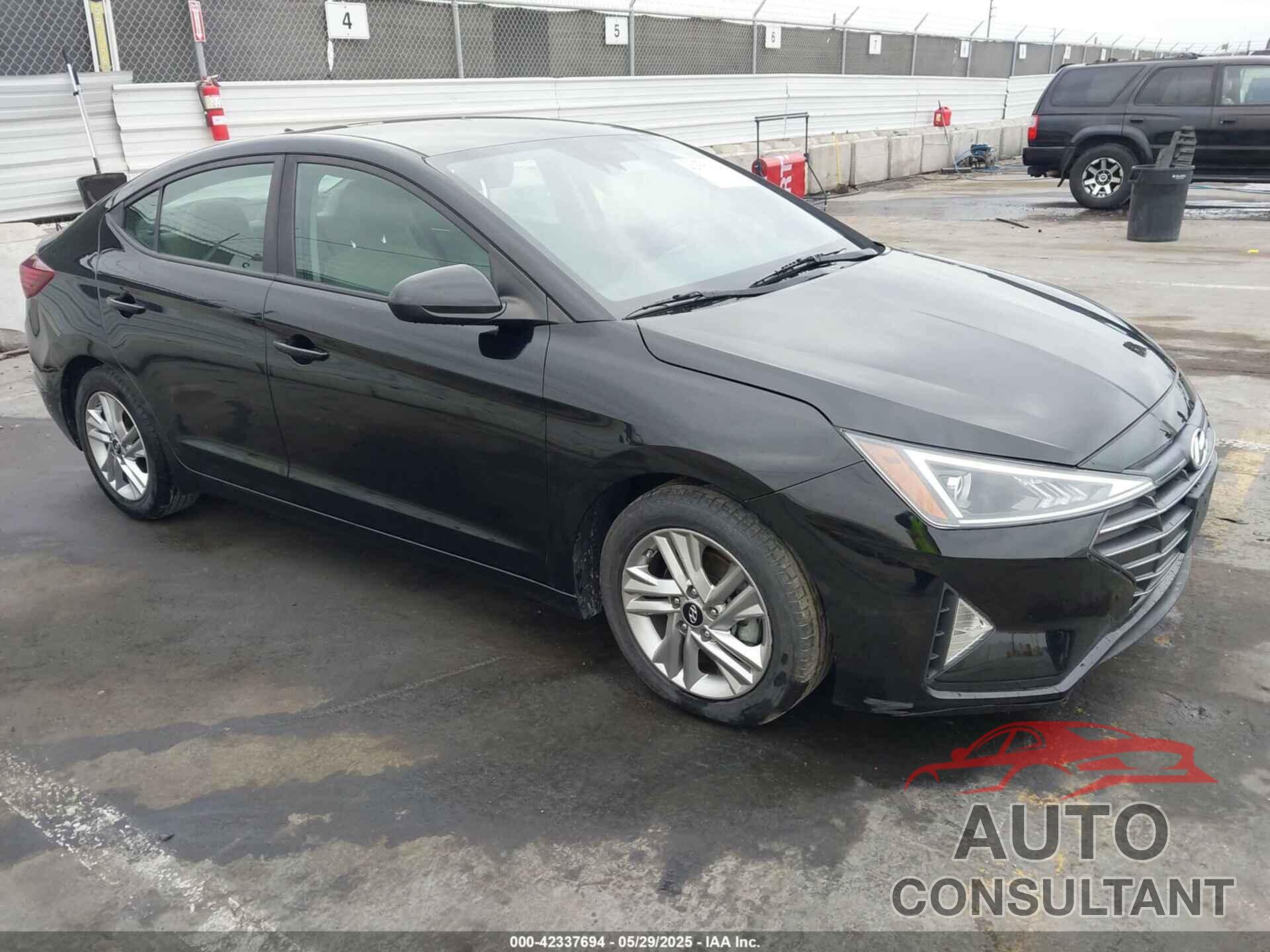 HYUNDAI ELANTRA 2020 - KMHD84LFXLU032044