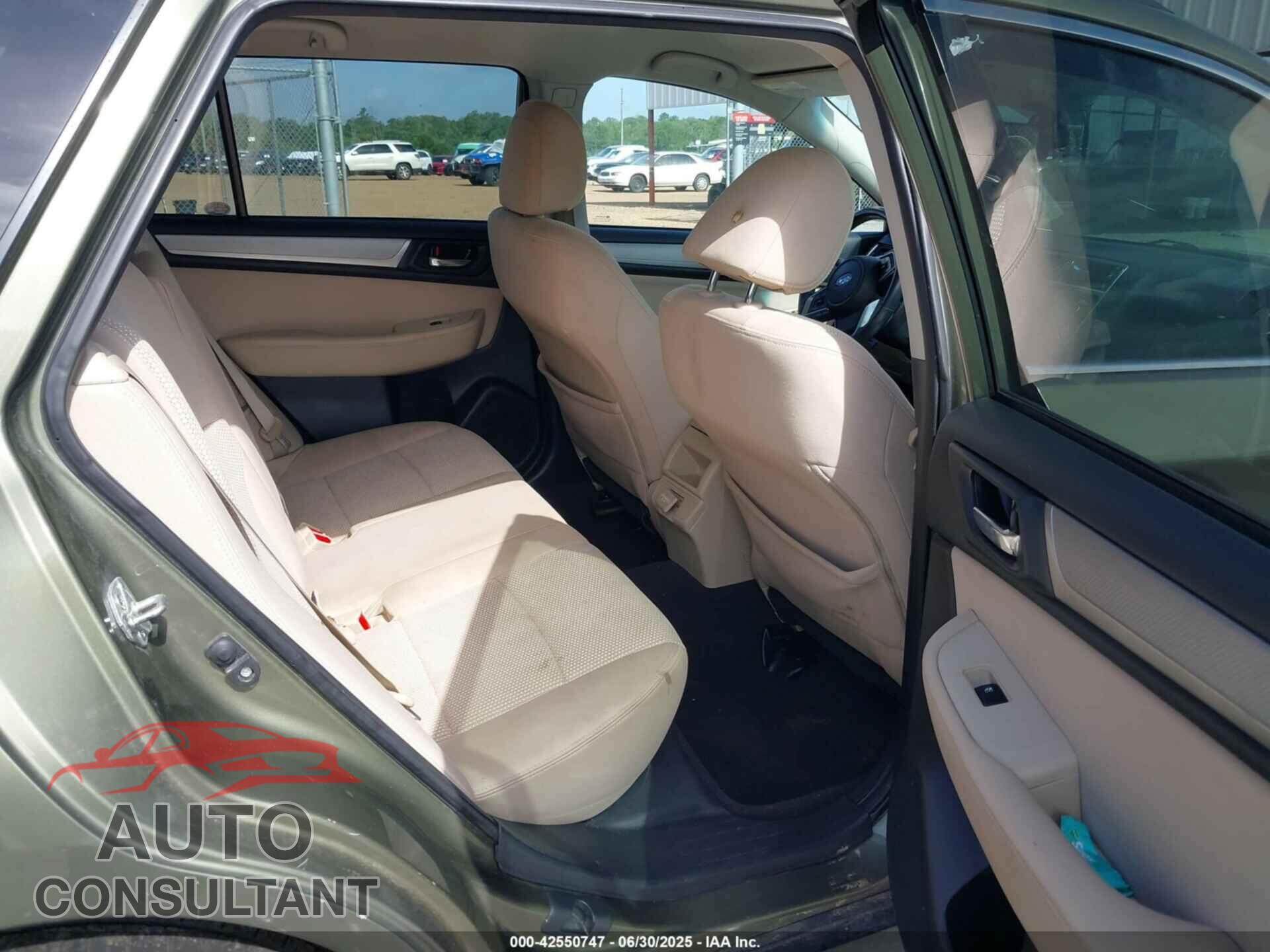 SUBARU OUTBACK 2018 - 4S4BSAFC8J3277954
