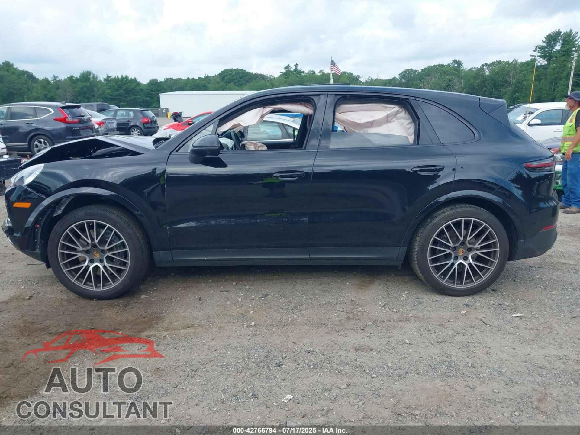 PORSCHE CAYENNE 2021 - WP1AA2AYXMDA08444