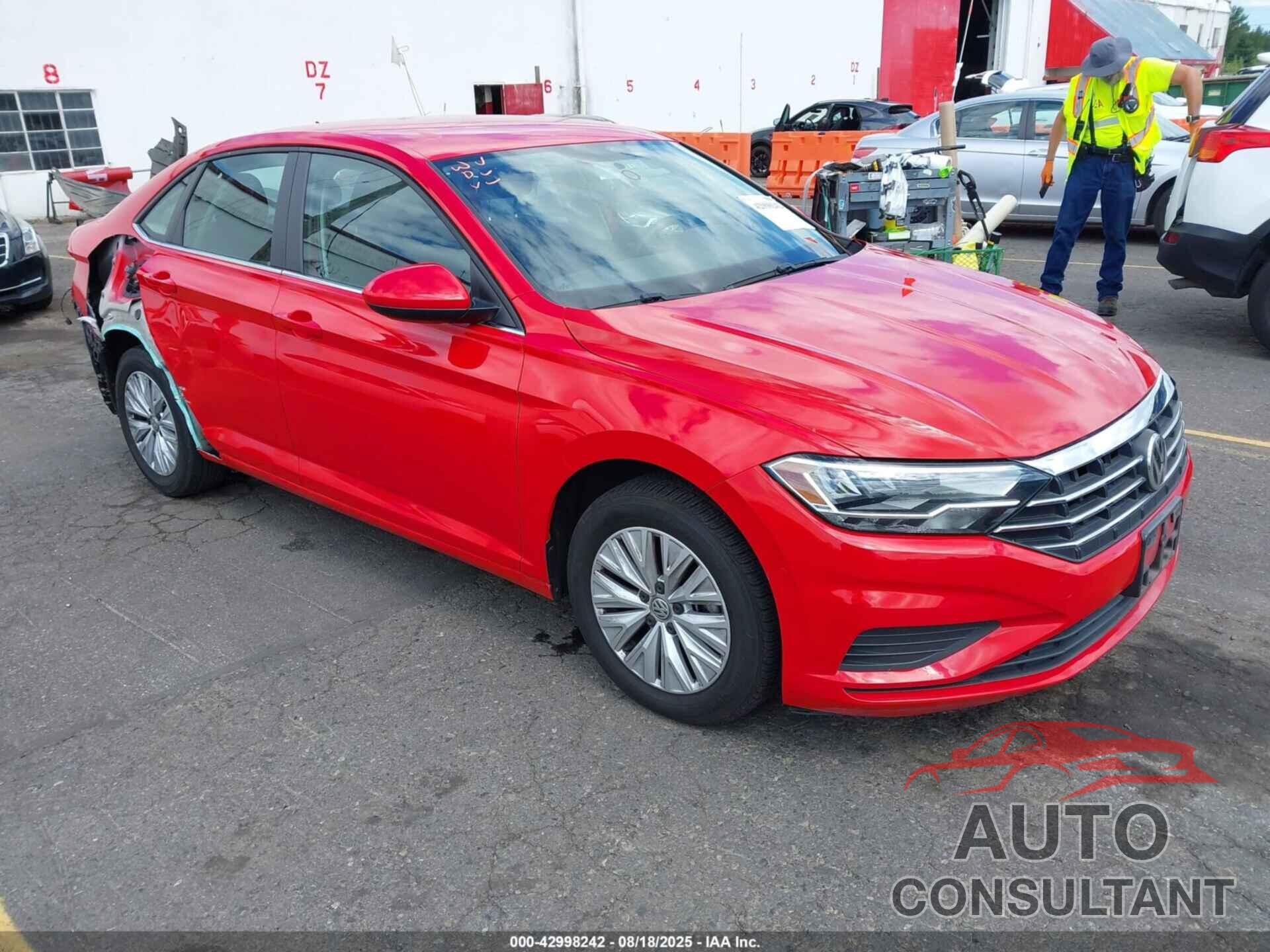 VOLKSWAGEN JETTA 2019 - 3VWC57BU9KM024009