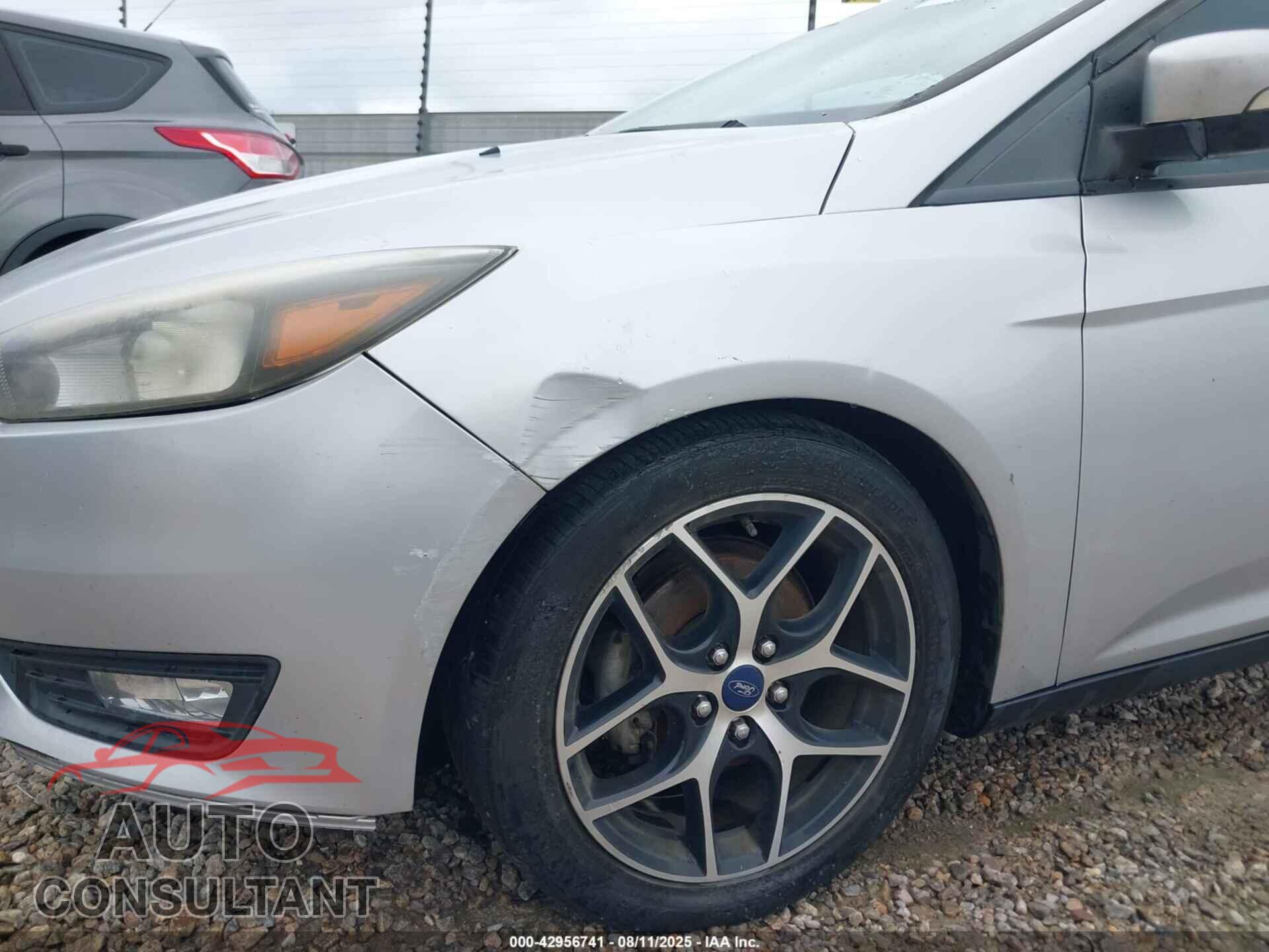 FORD FOCUS 2017 - 1FADP3H25HL341902