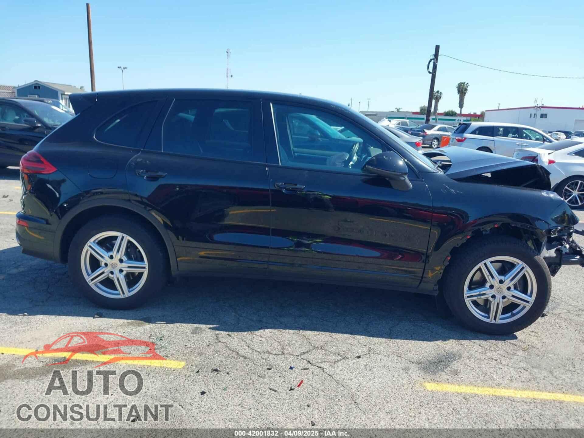 PORSCHE CAYENNE 2016 - WP1AA2A21GLA10704