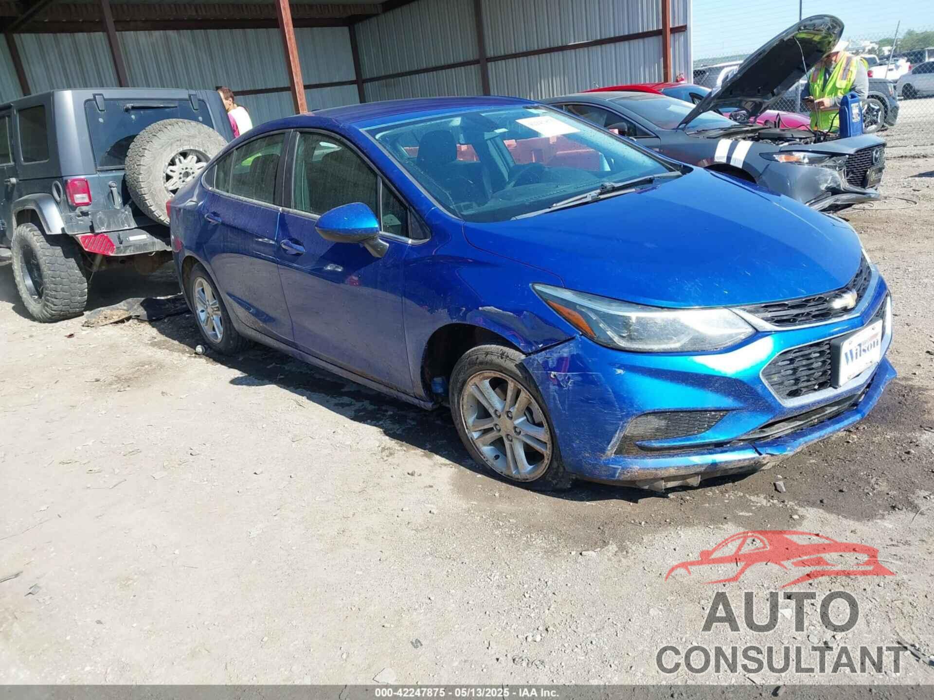 CHEVROLET CRUZE 2017 - 1G1BE5SM0H7106872