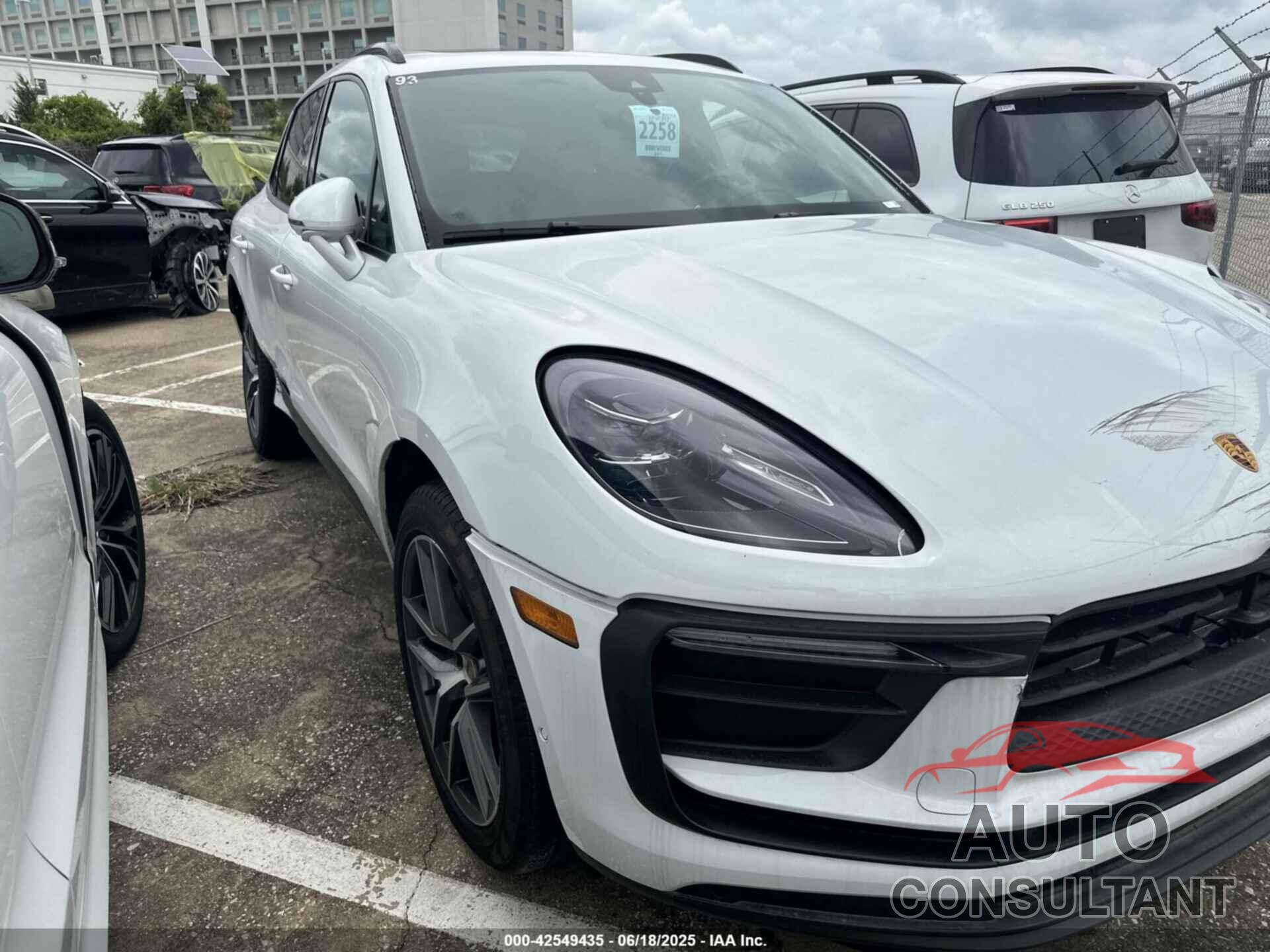PORSCHE MACAN 2023 - WP1AA2A56PLB15488