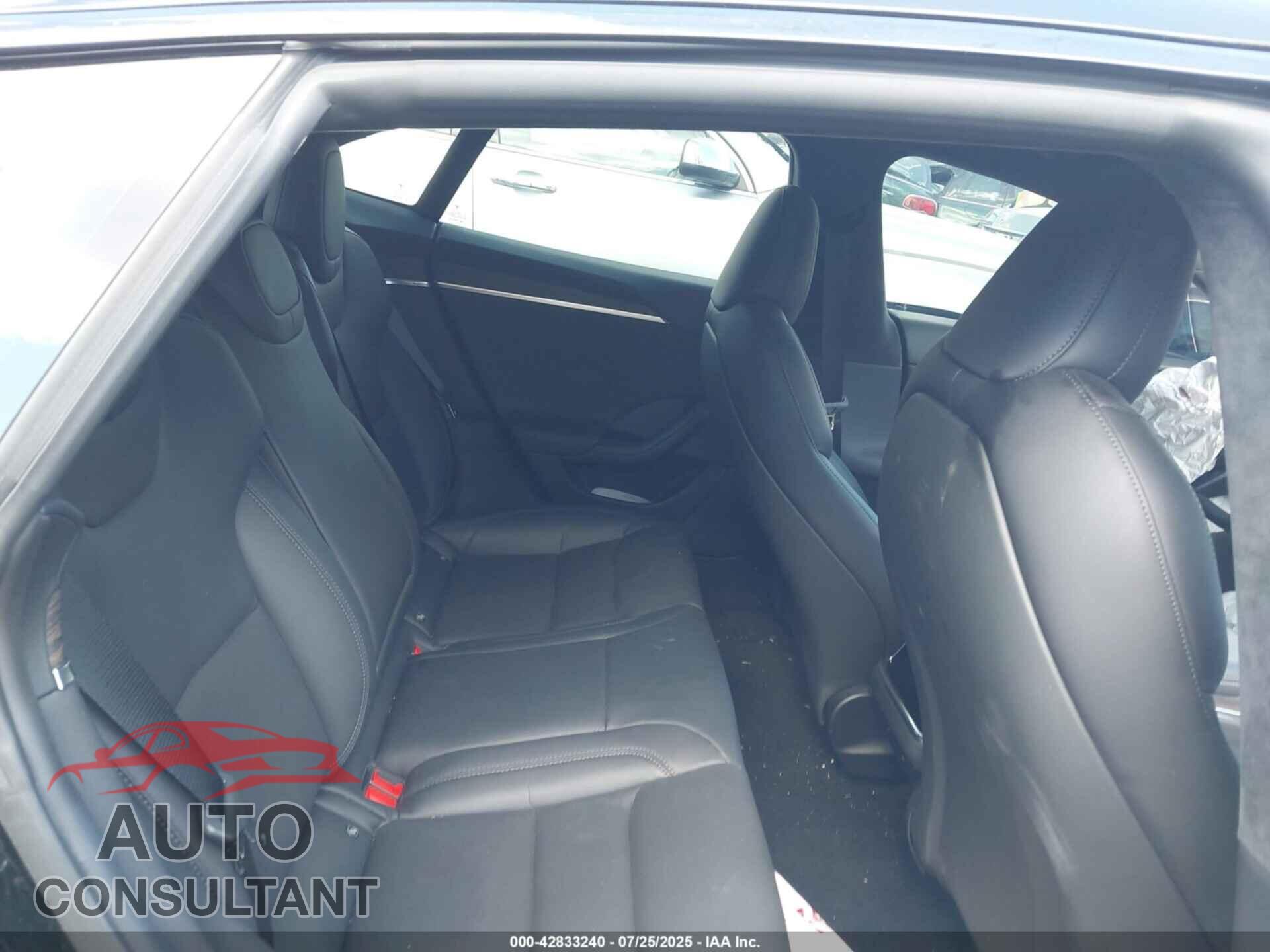 TESLA MODEL S 2021 - 5YJSA1E56MF435645