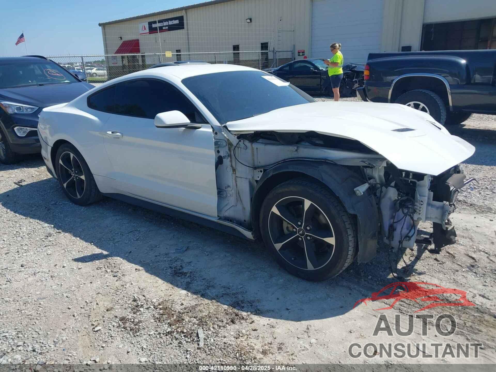 FORD MUSTANG 2018 - 1FA6P8TH2J5112959