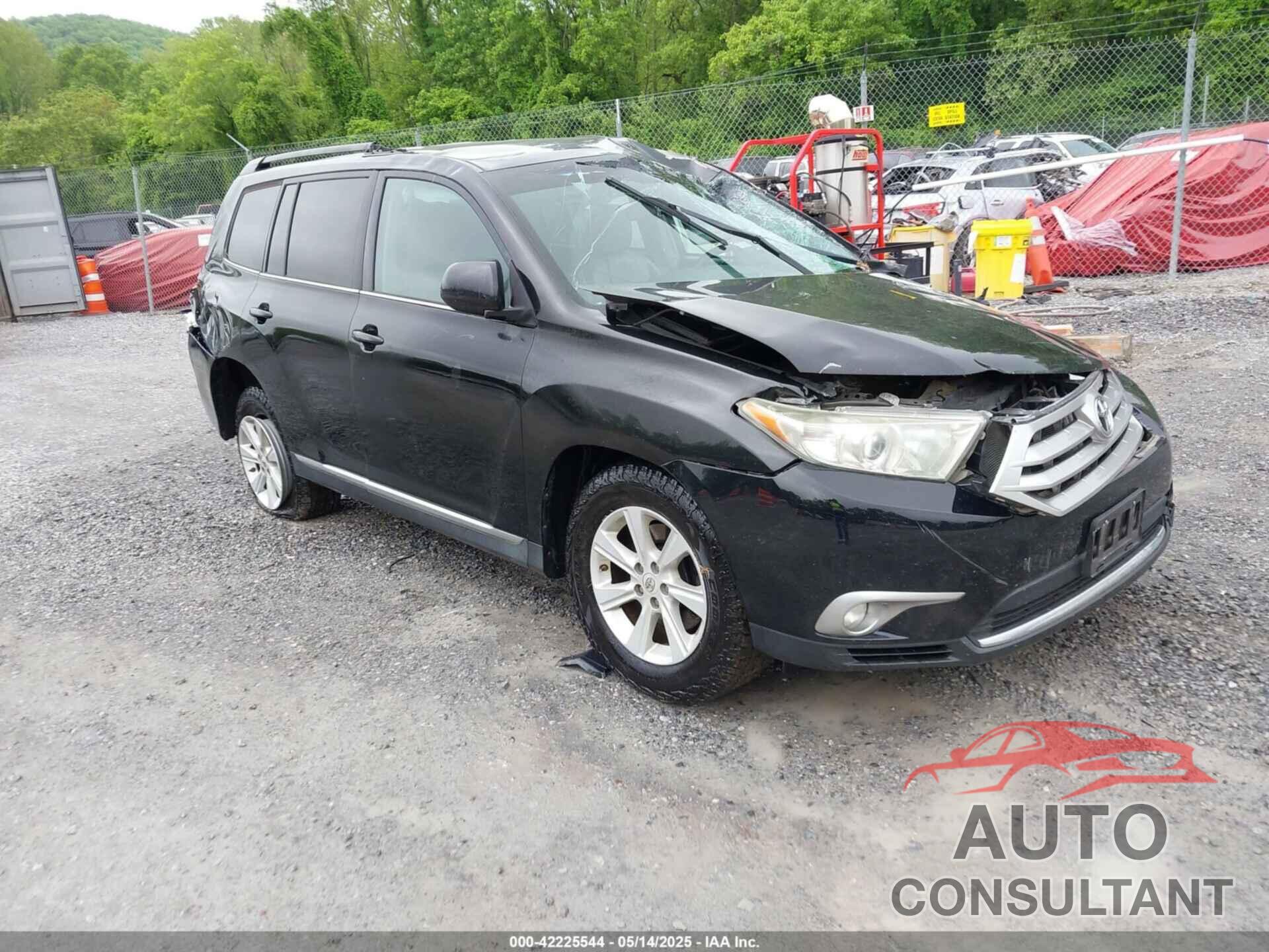 TOYOTA HIGHLANDER 2013 - 5TDBK3EH5DS184583
