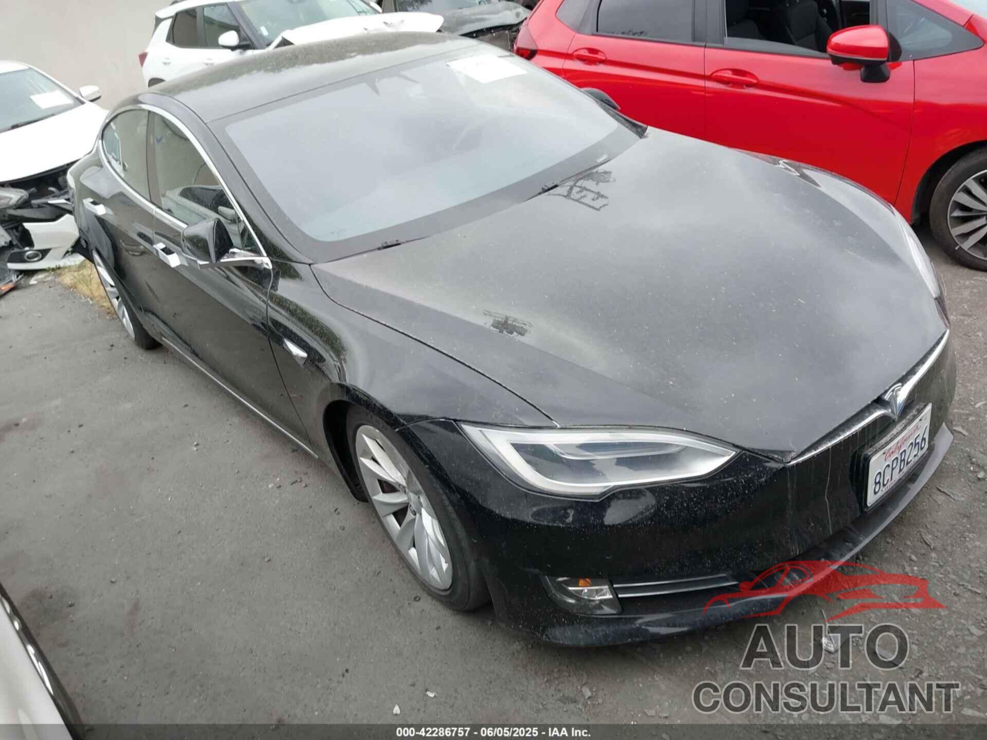 TESLA MODEL S 2018 - 5YJSA1E28JF266701