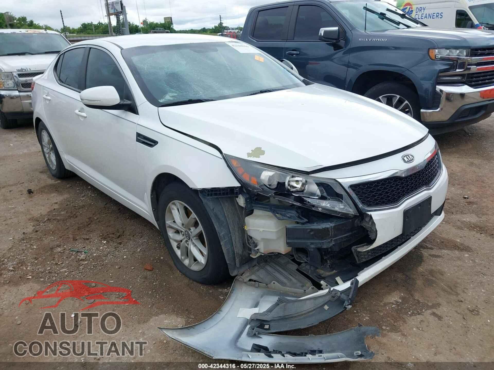 KIA OPTIMA 2011 - KNAGM4A72B5184625