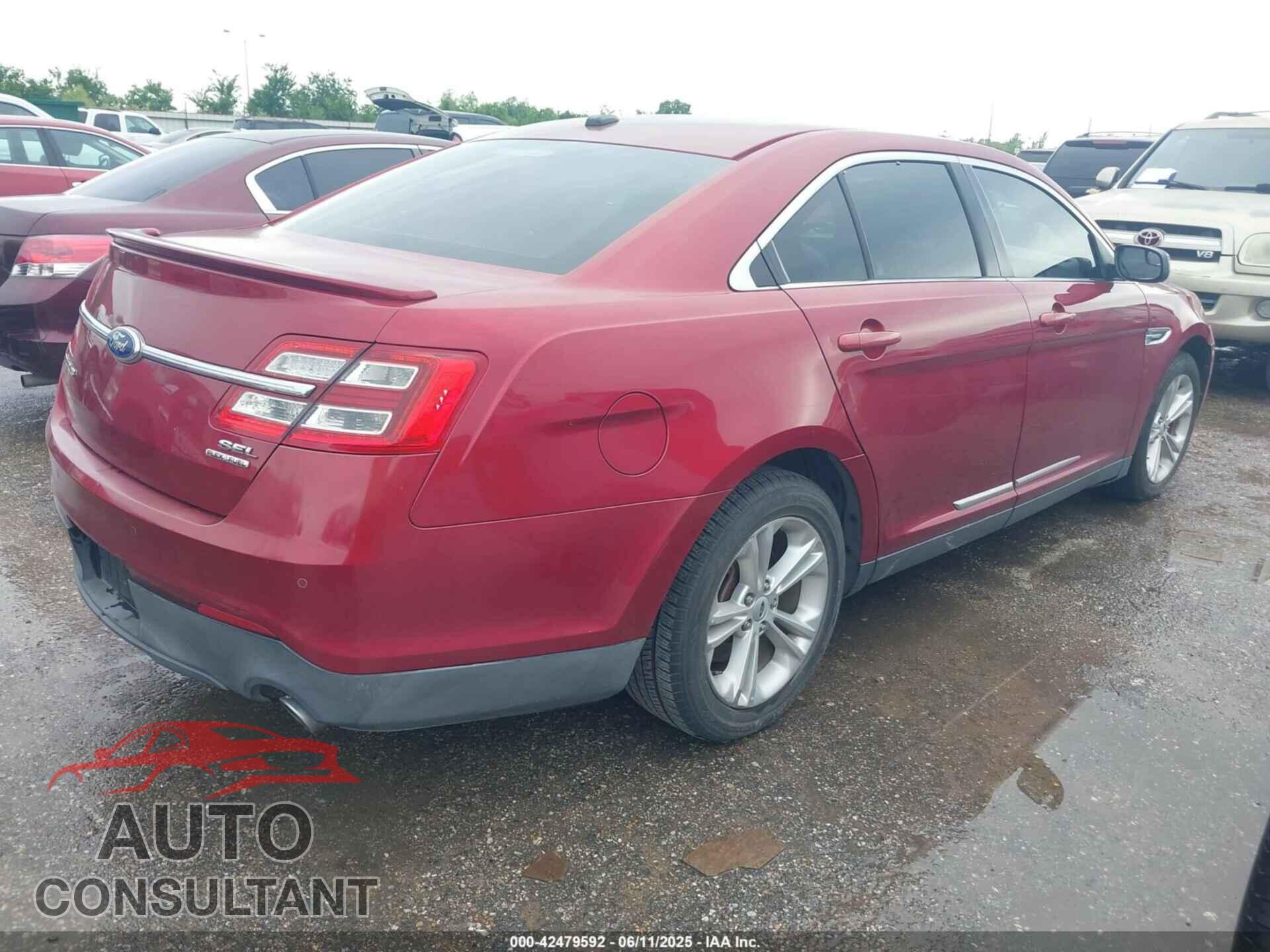 FORD TAURUS 2013 - 1FAHP2E86DG118632