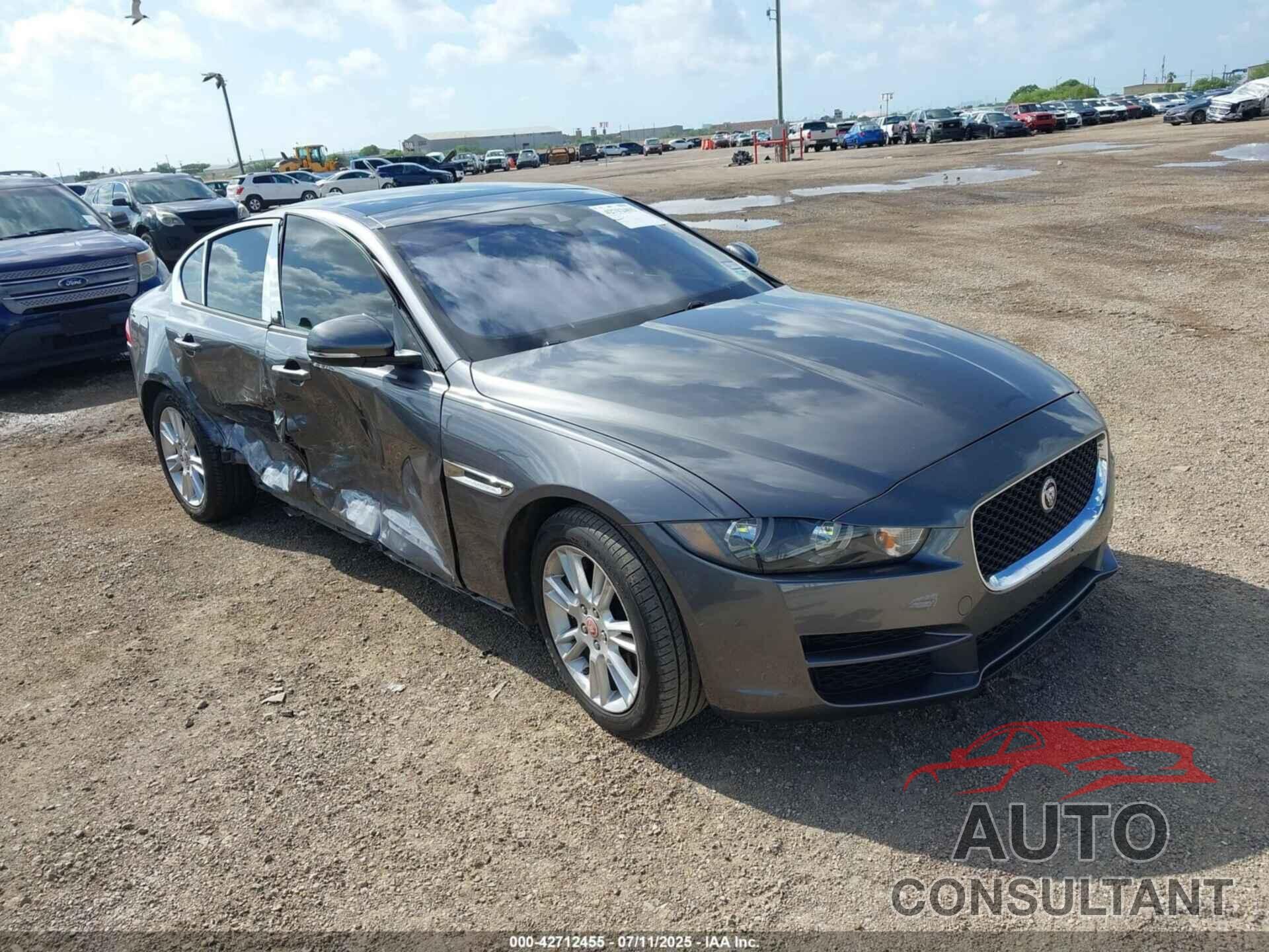 JAGUAR XE 2017 - SAJAD4BG3HA947342