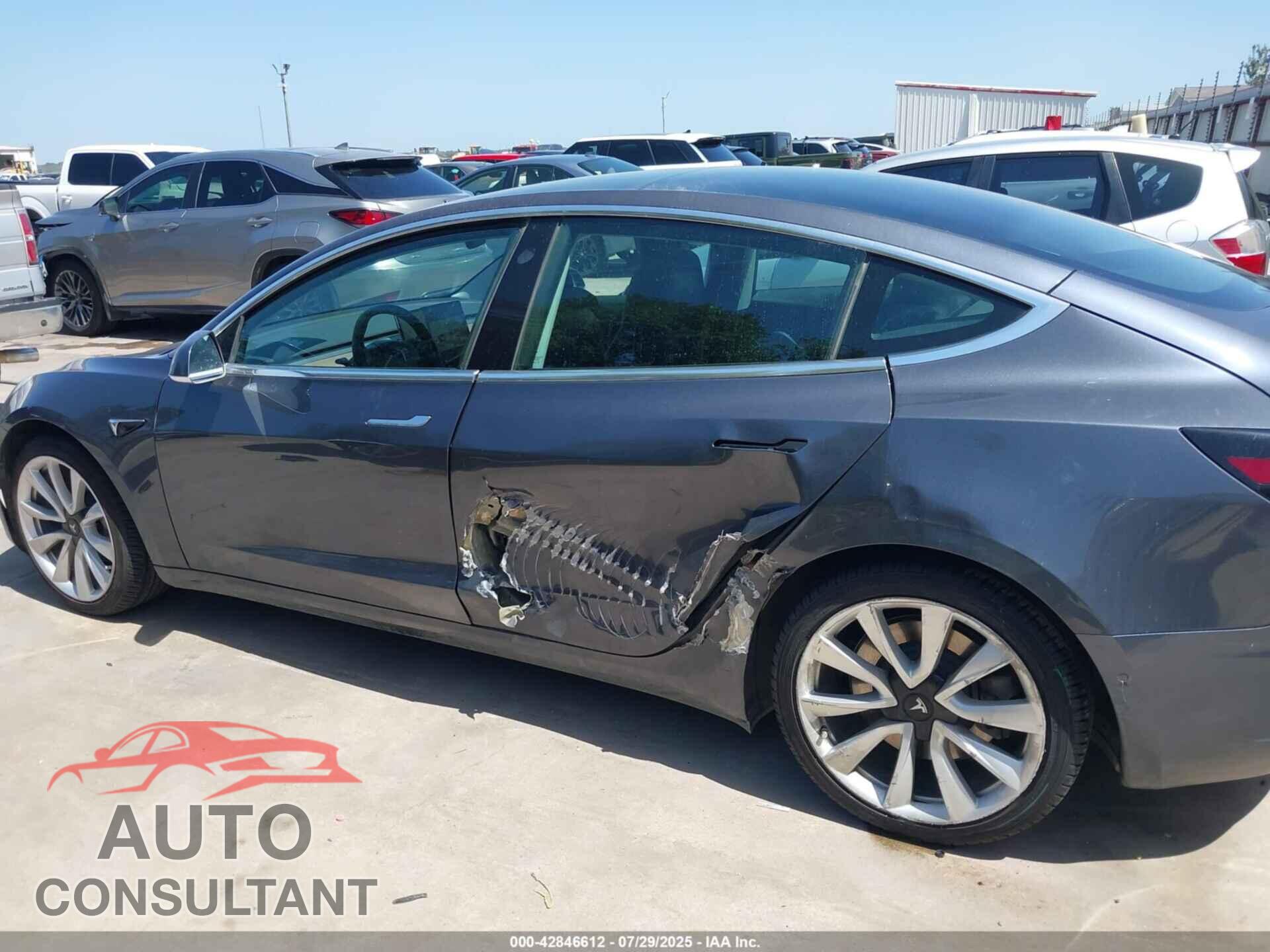 TESLA MODEL 3 2020 - 5YJ3E1EA1LF802276