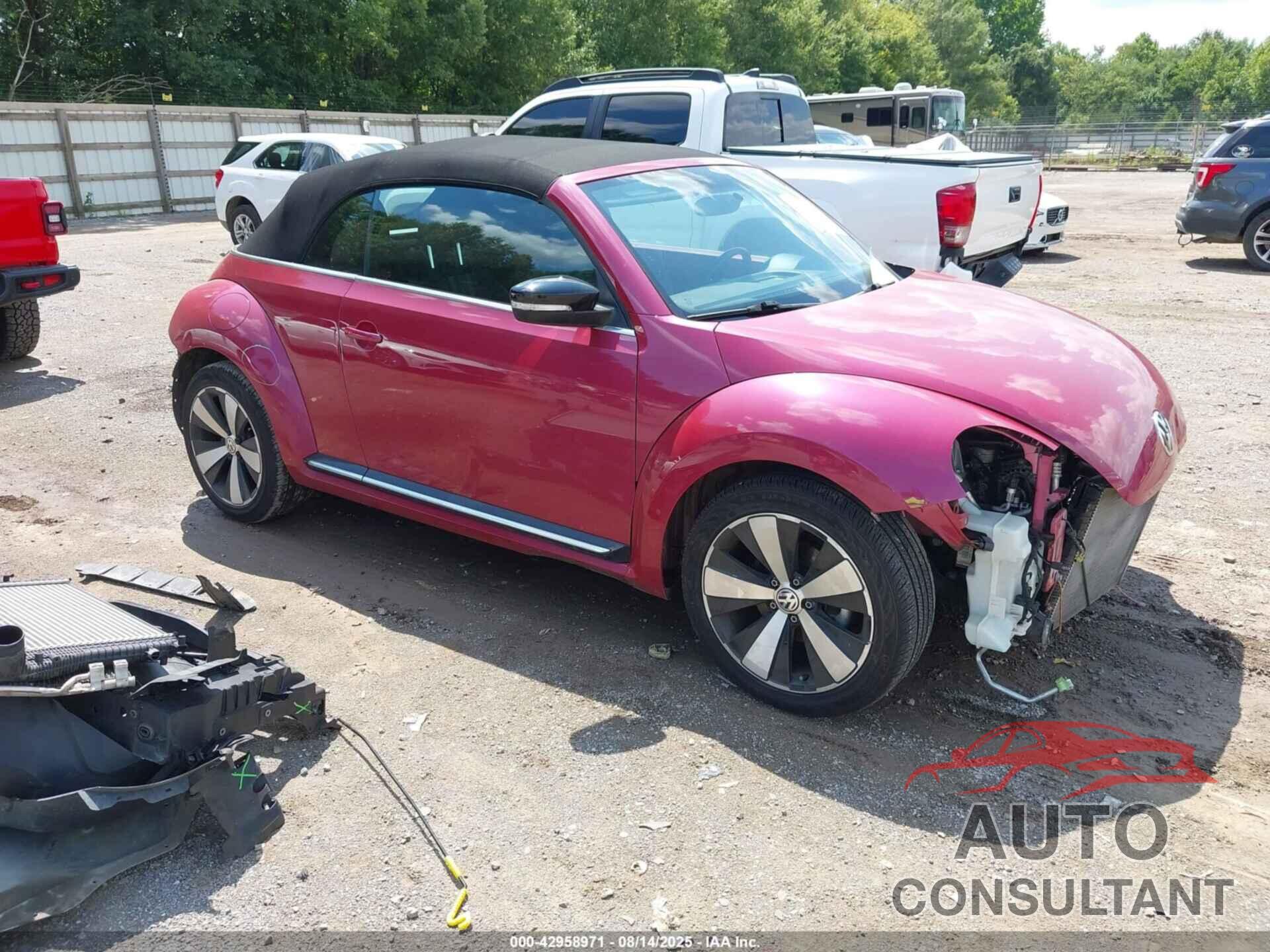 VOLKSWAGEN BEETLE 2017 - 3VW517AT4HM801329