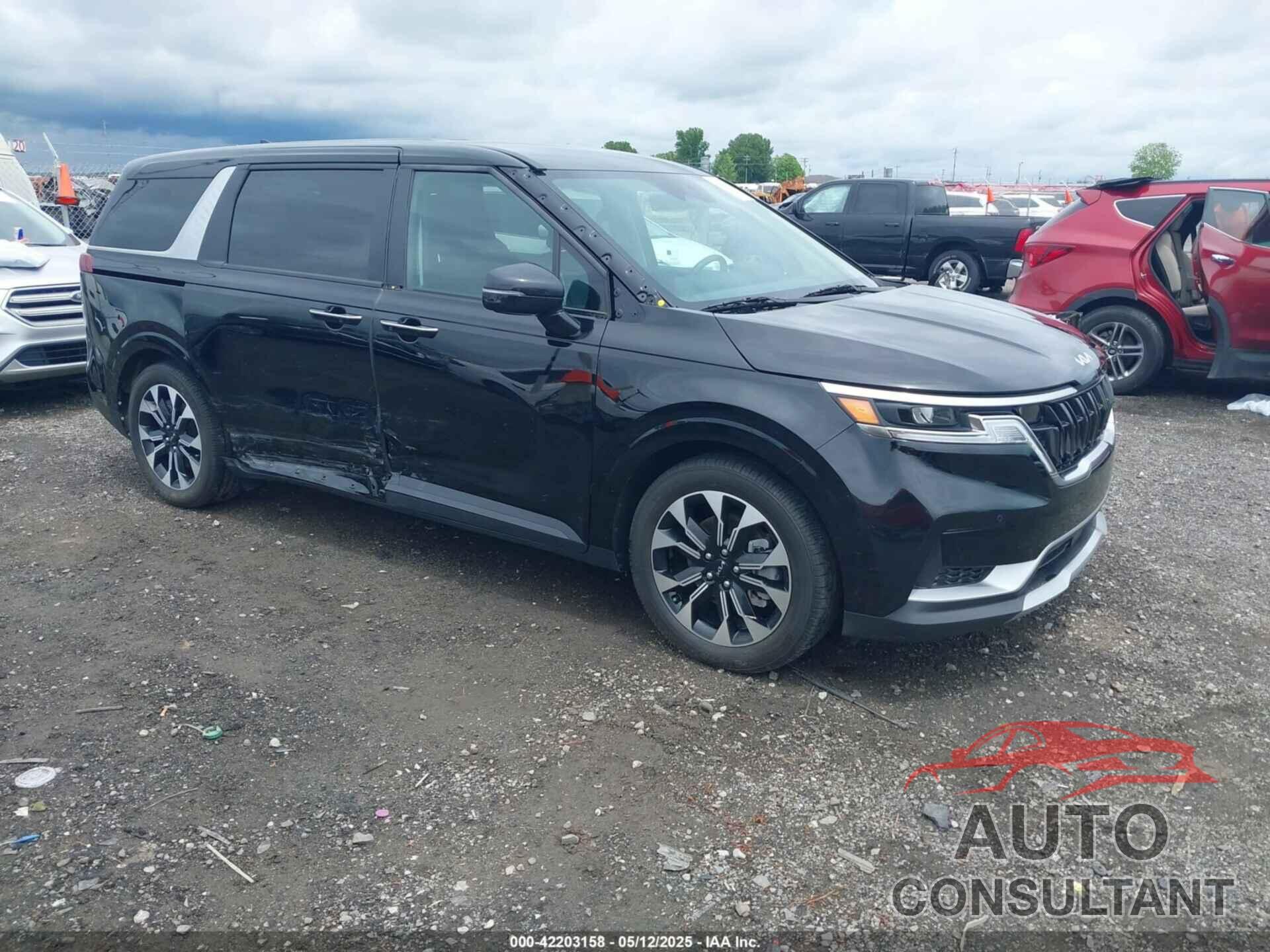 KIA CARNIVAL MPV 2024 - KNDNC5H30R6440397