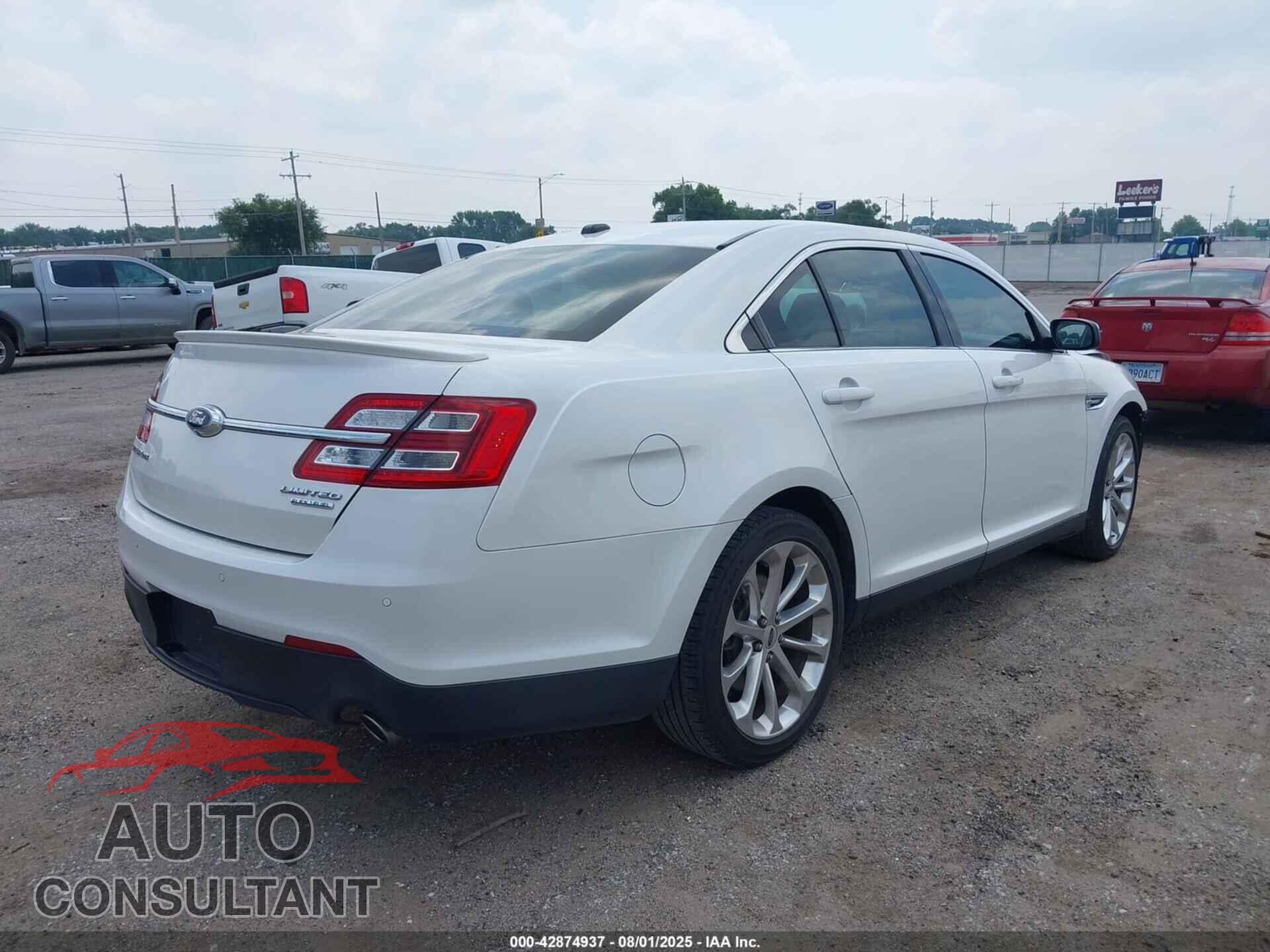 FORD TAURUS 2015 - 1FAHP2F81FG122475