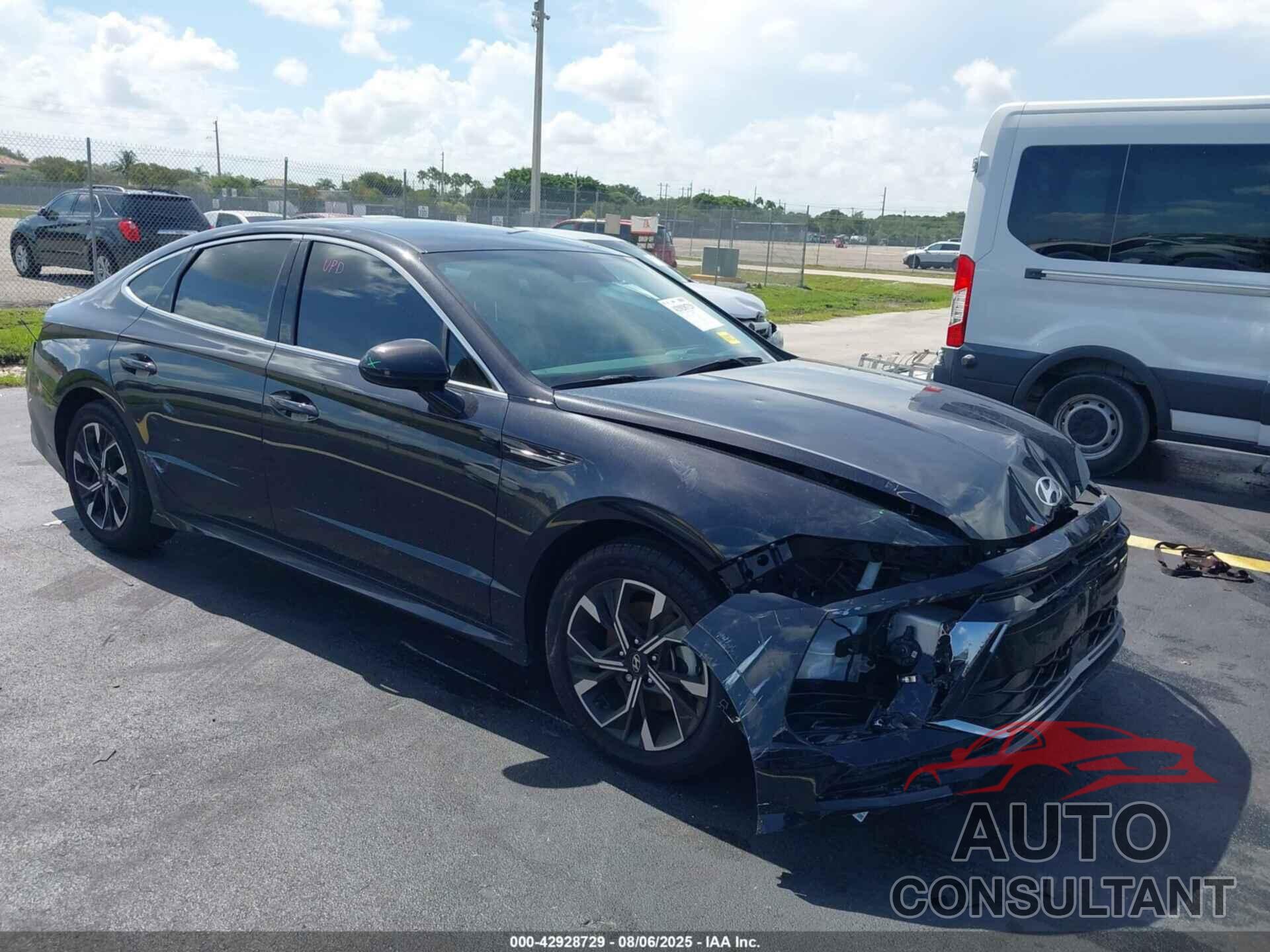 HYUNDAI SONATA 2024 - KMHL64JAXRA352810