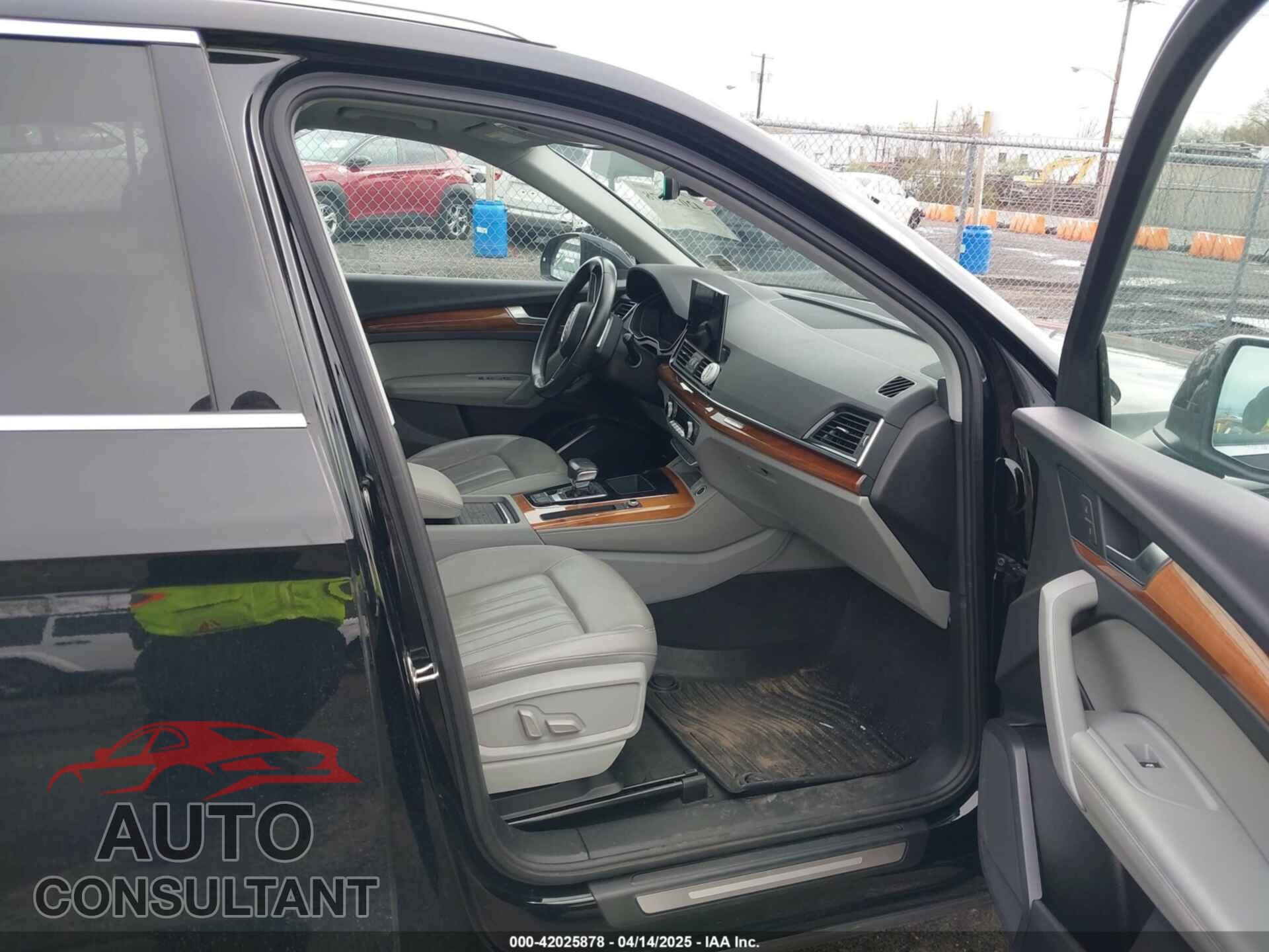 AUDI Q5 2021 - WA1BAAFYXM2117064