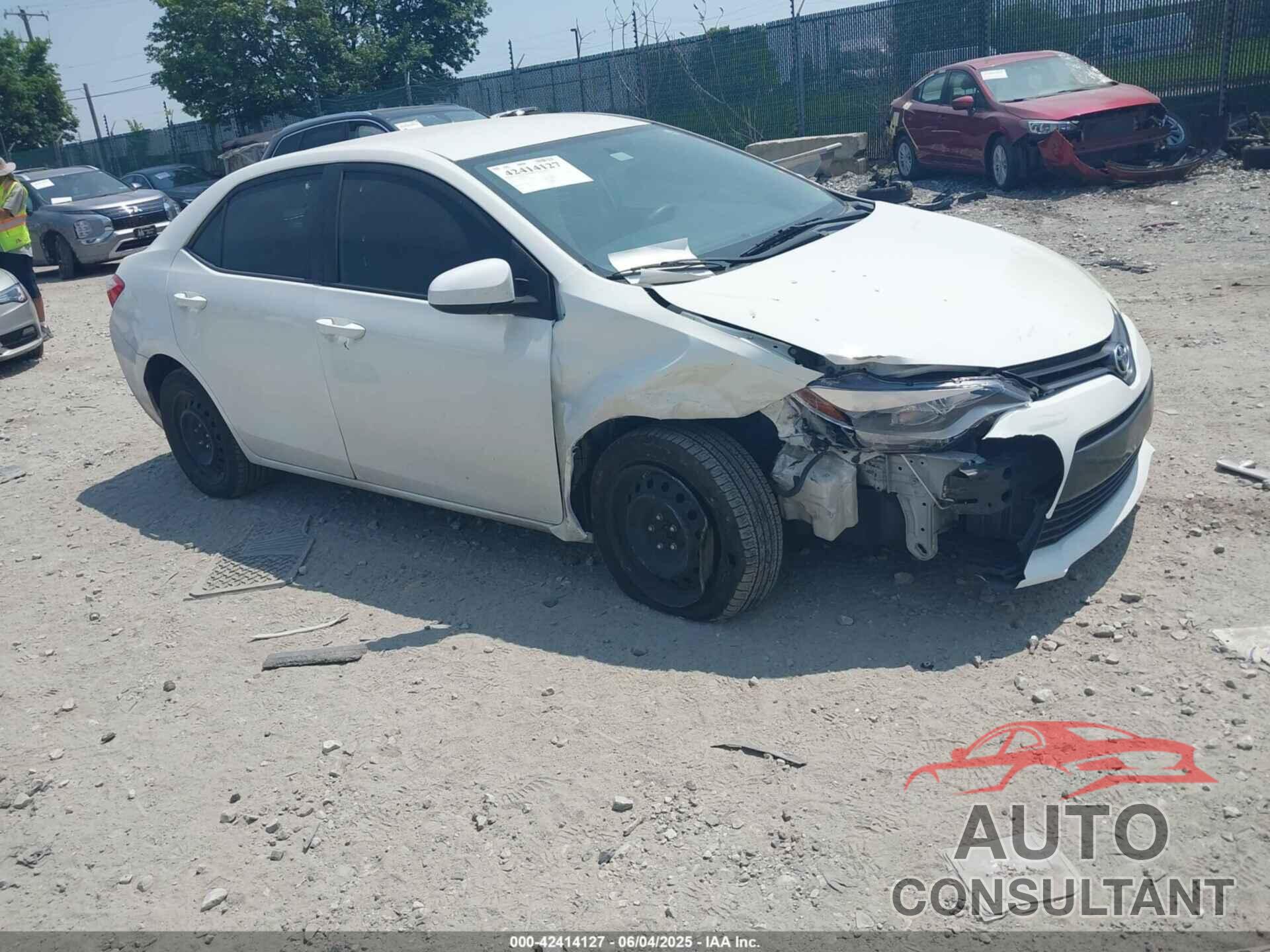 TOYOTA COROLLA 2015 - 5YFBURHE4FP226736