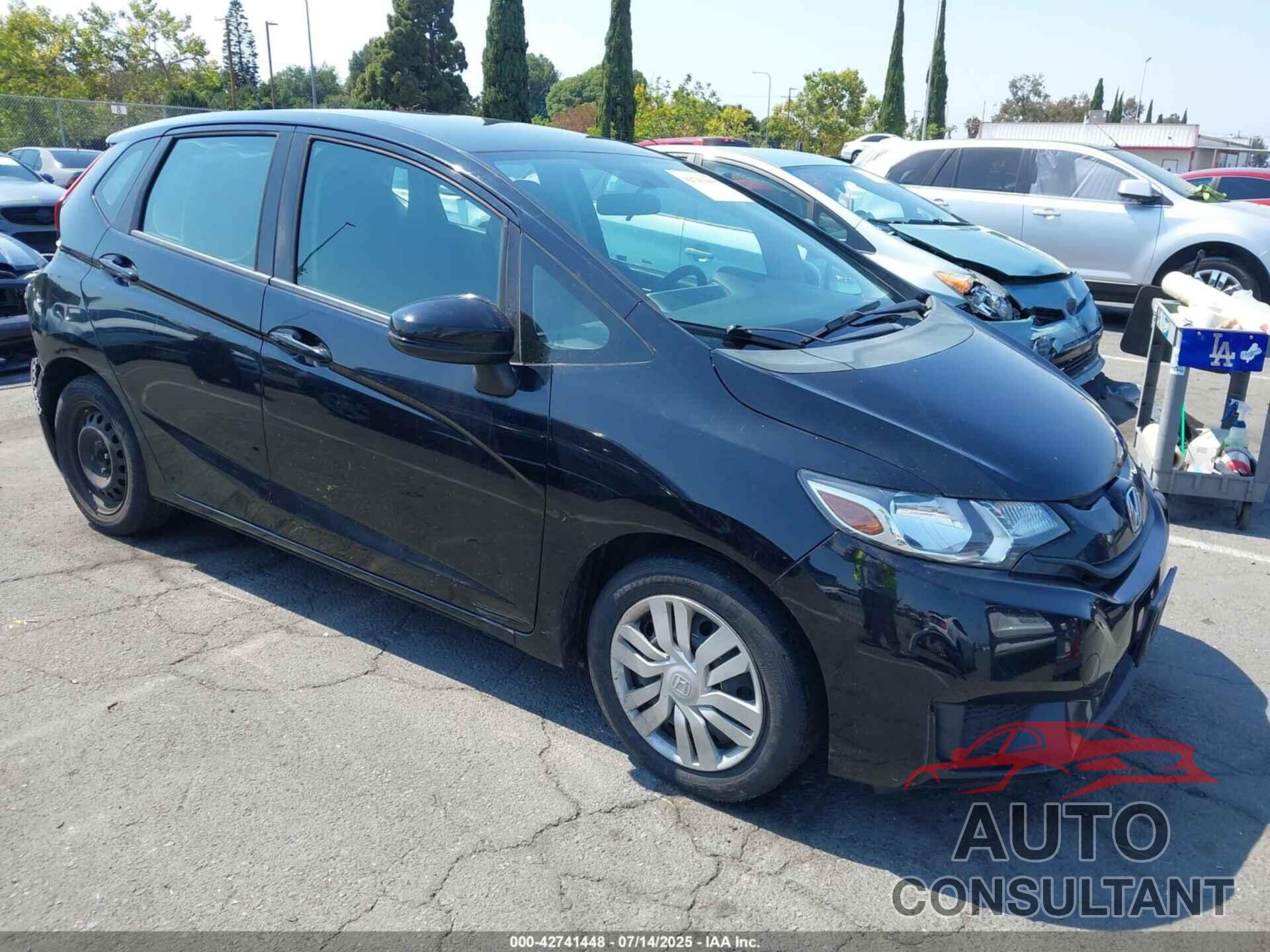 HONDA FIT 2015 - 3HGGK5H59FM765902
