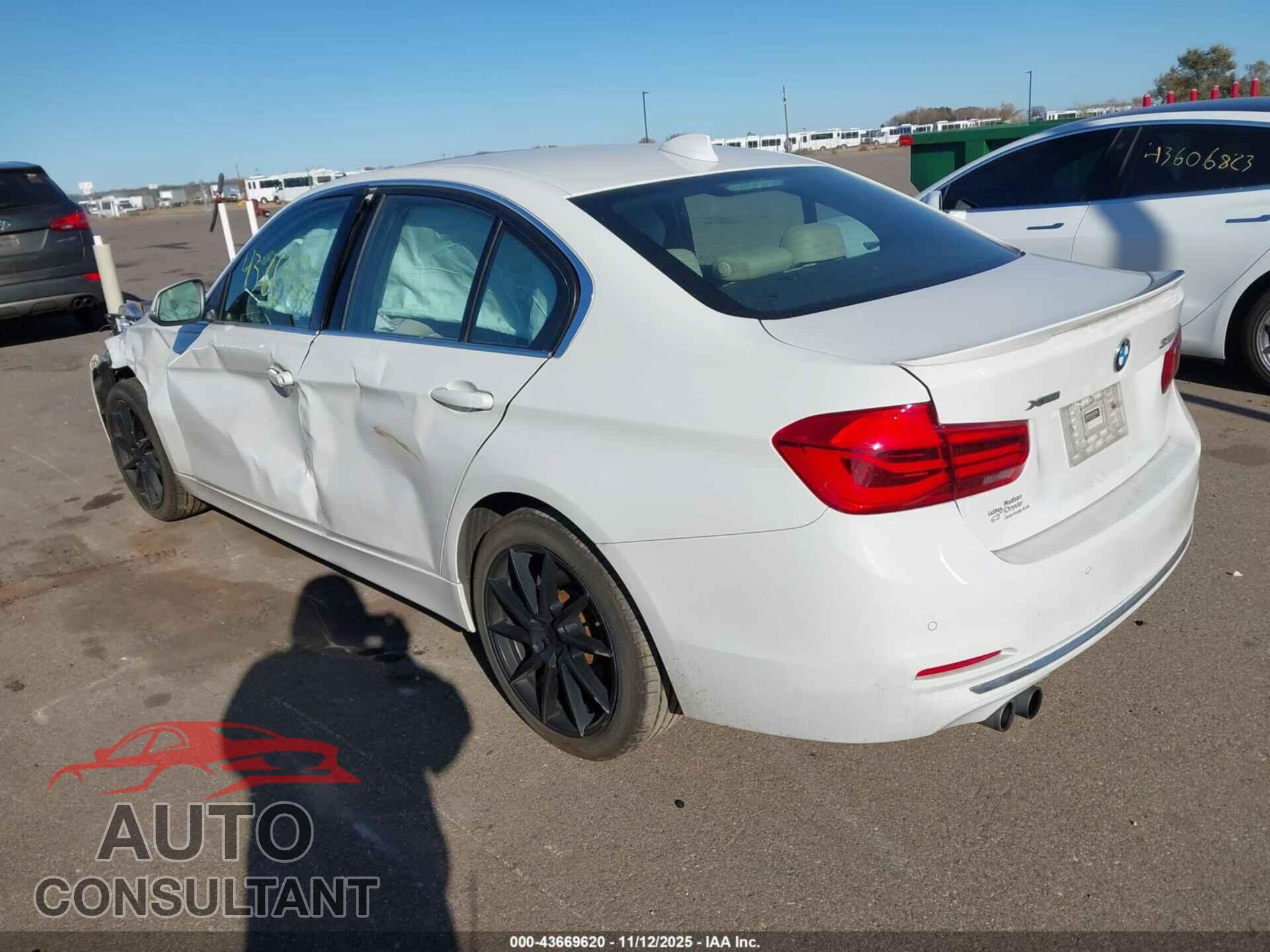 BMW 330I 2017 - WBA8D9C36HA004641