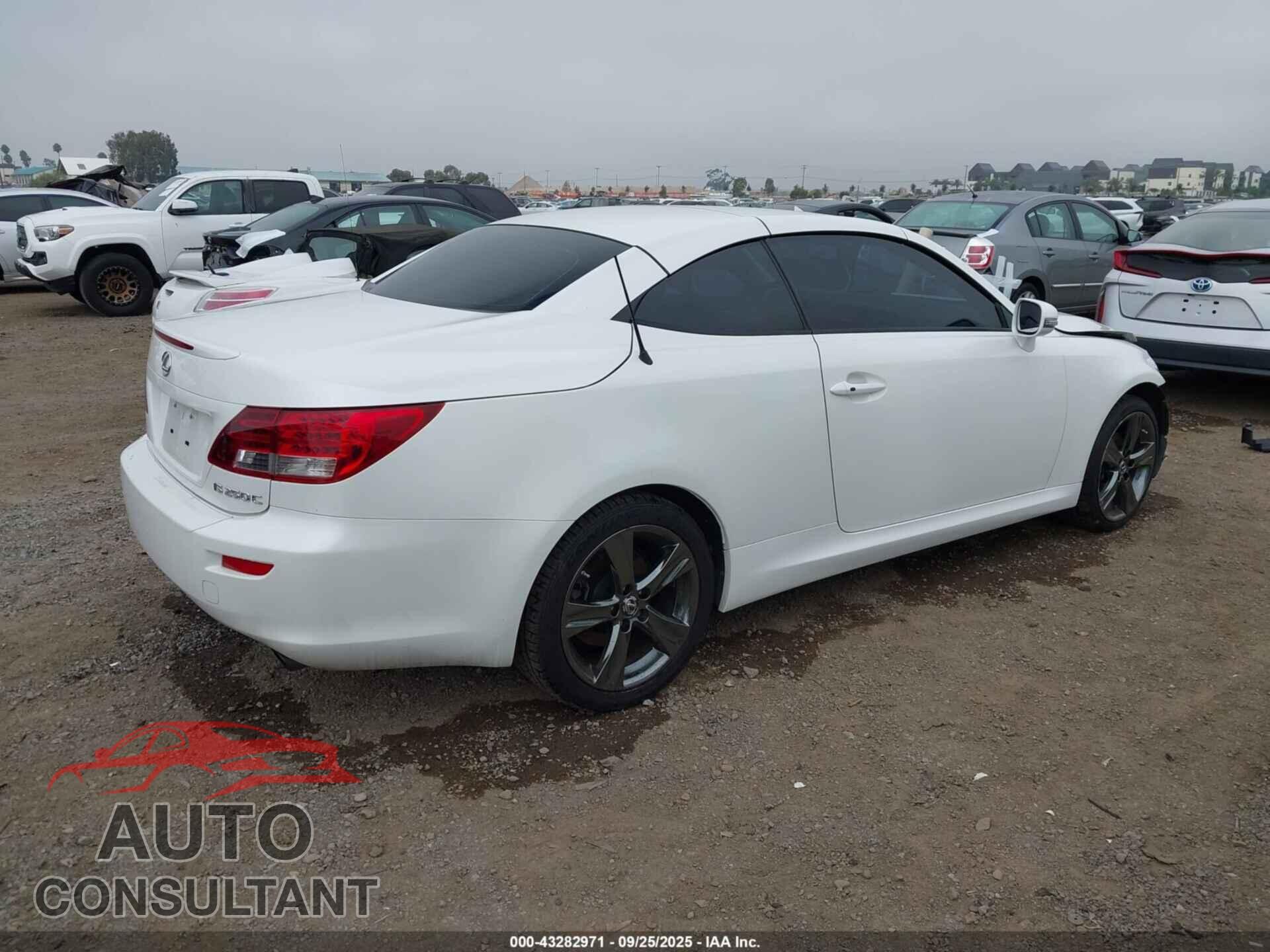 LEXUS IS 250C 2014 - JTHFF2C2XE2531704