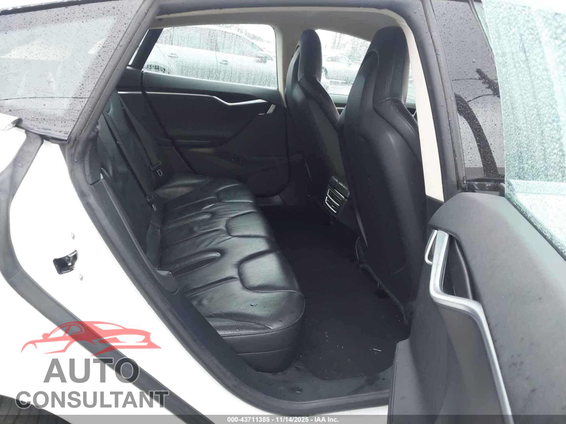 TESLA MODEL S 2013 - 5YJSA1CN2DFP12584