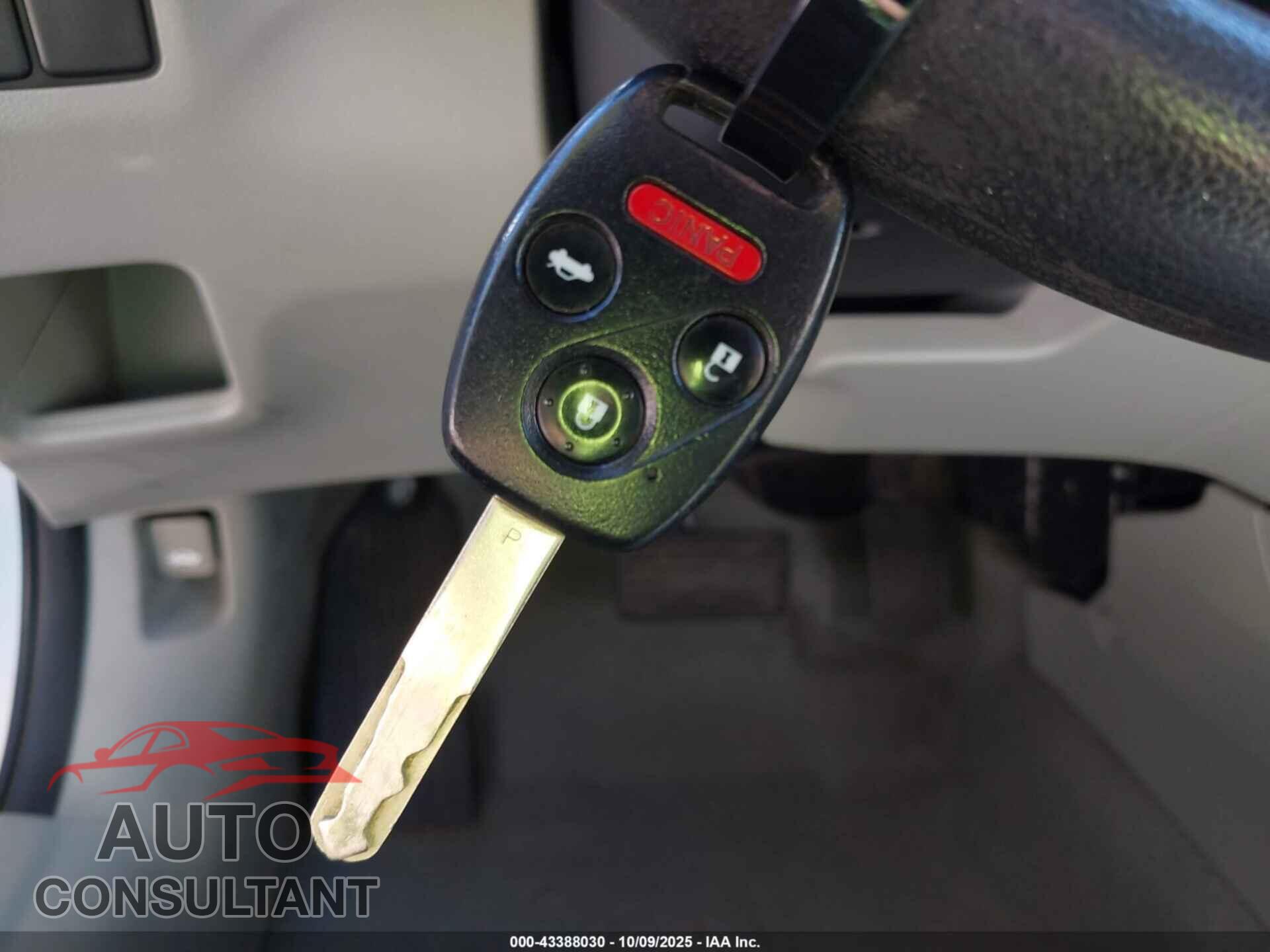 HONDA CIVIC 2012 - 2HGFB2F86CH607664