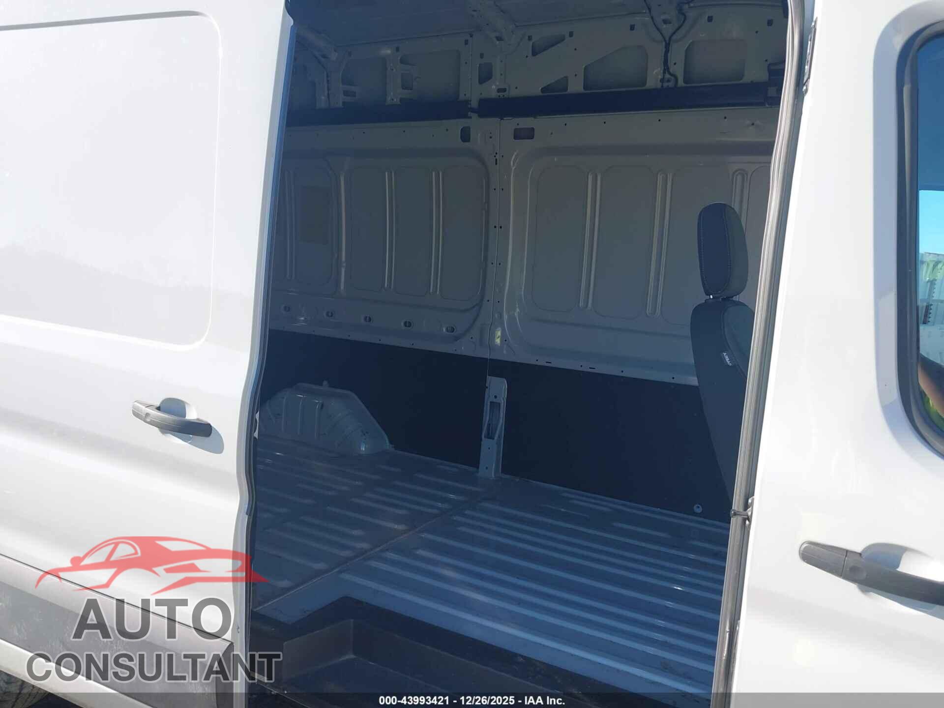 FORD TRANSIT-250 CARGO VAN 2023 - 1FTBR3UG2PKC04448