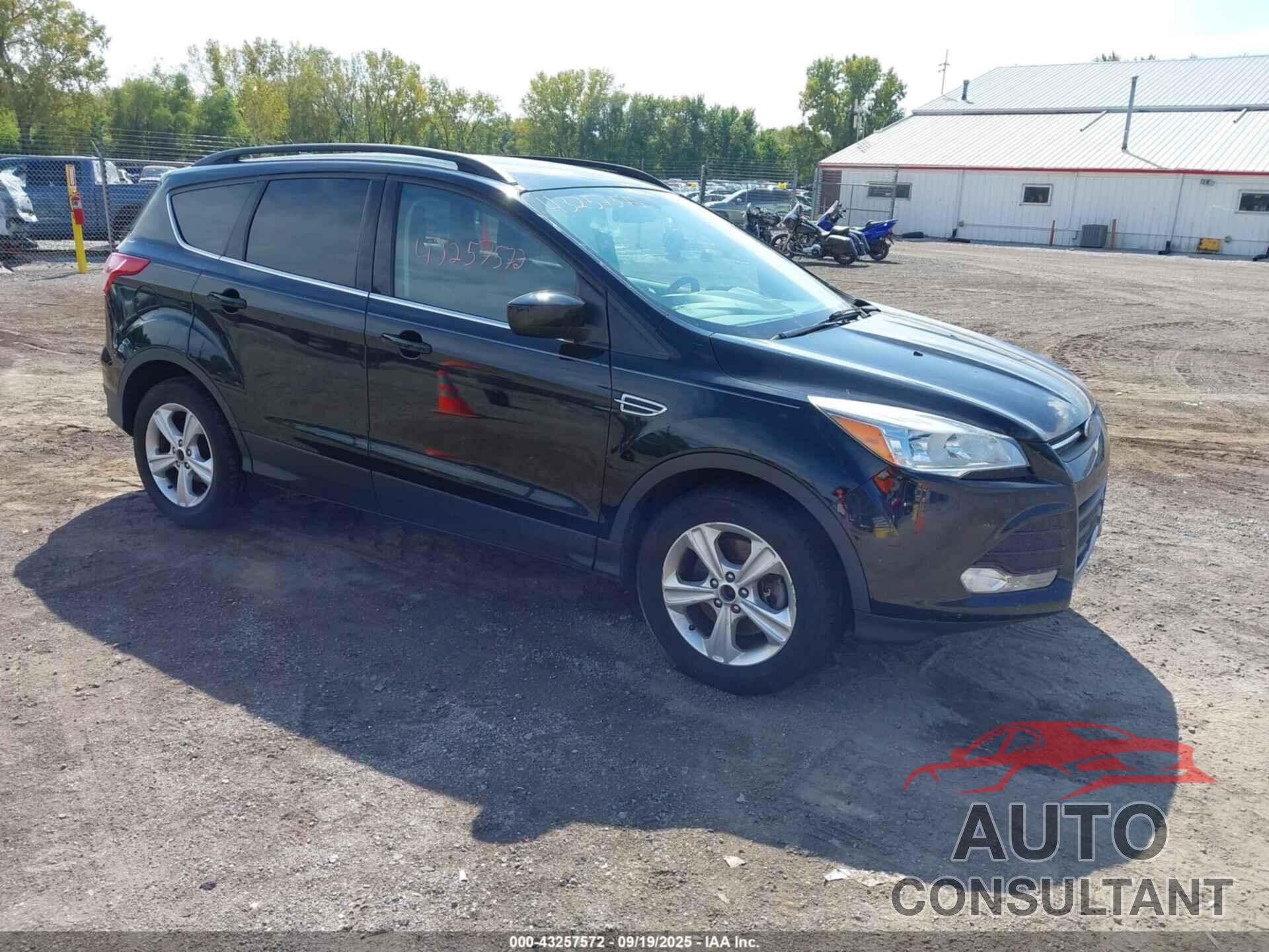 FORD ESCAPE 2016 - 1FMCU9GX8GUB20751