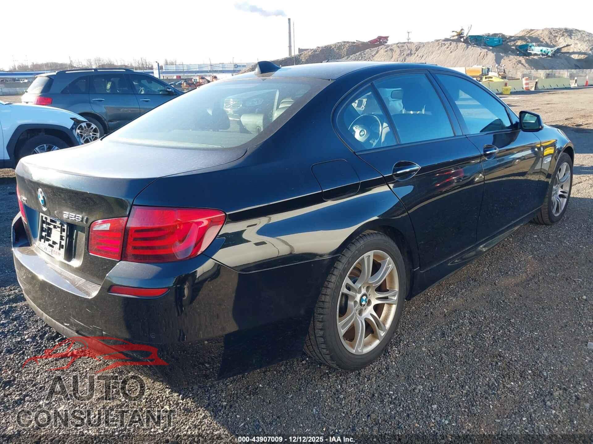 BMW 528I 2013 - WBAXH5C54DD110024
