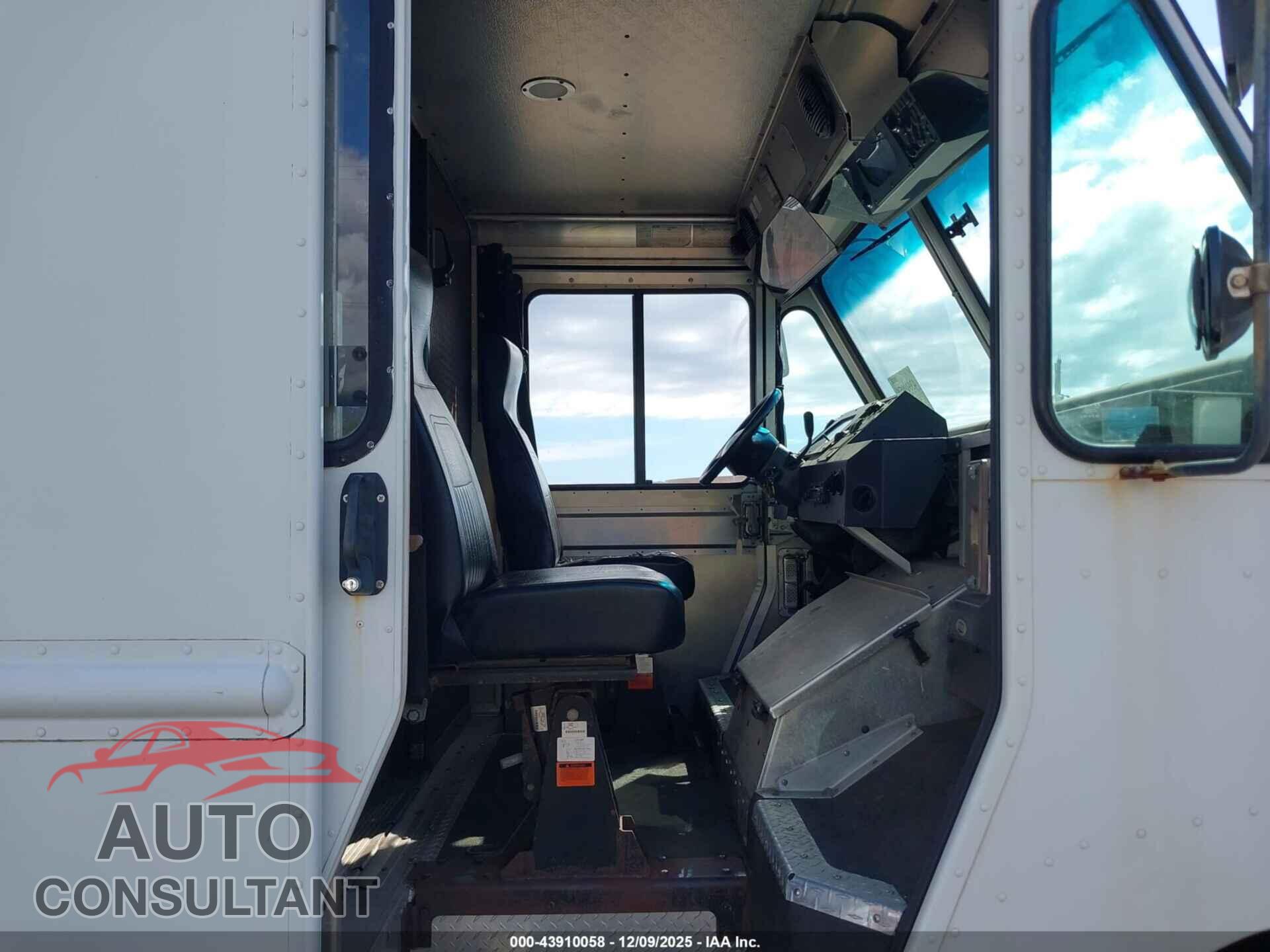 FORD E-350 STRIPPED 2014 - 1FC3E3KL8EDB11015