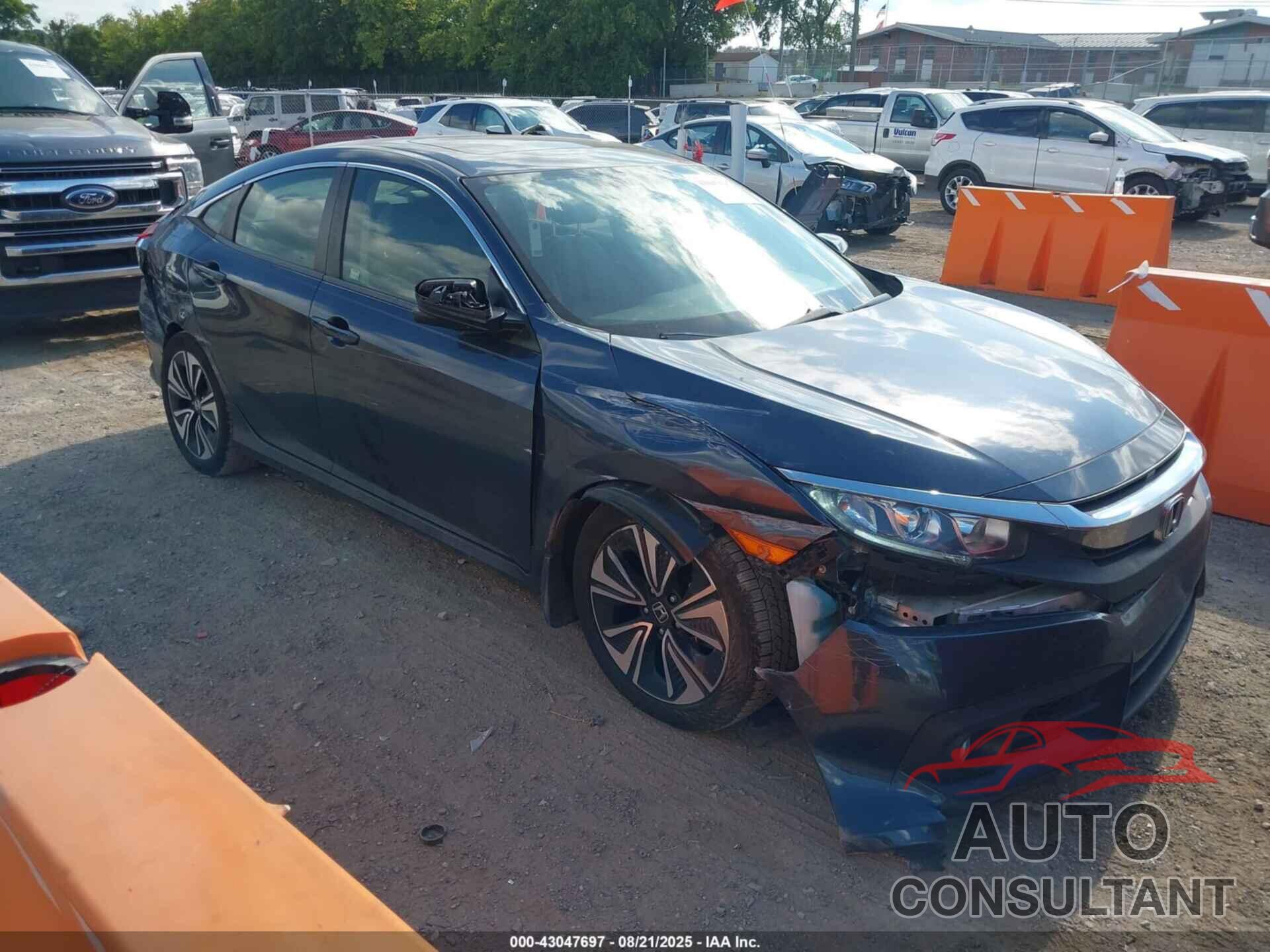 HONDA CIVIC 2018 - JHMFC1F36JX006658