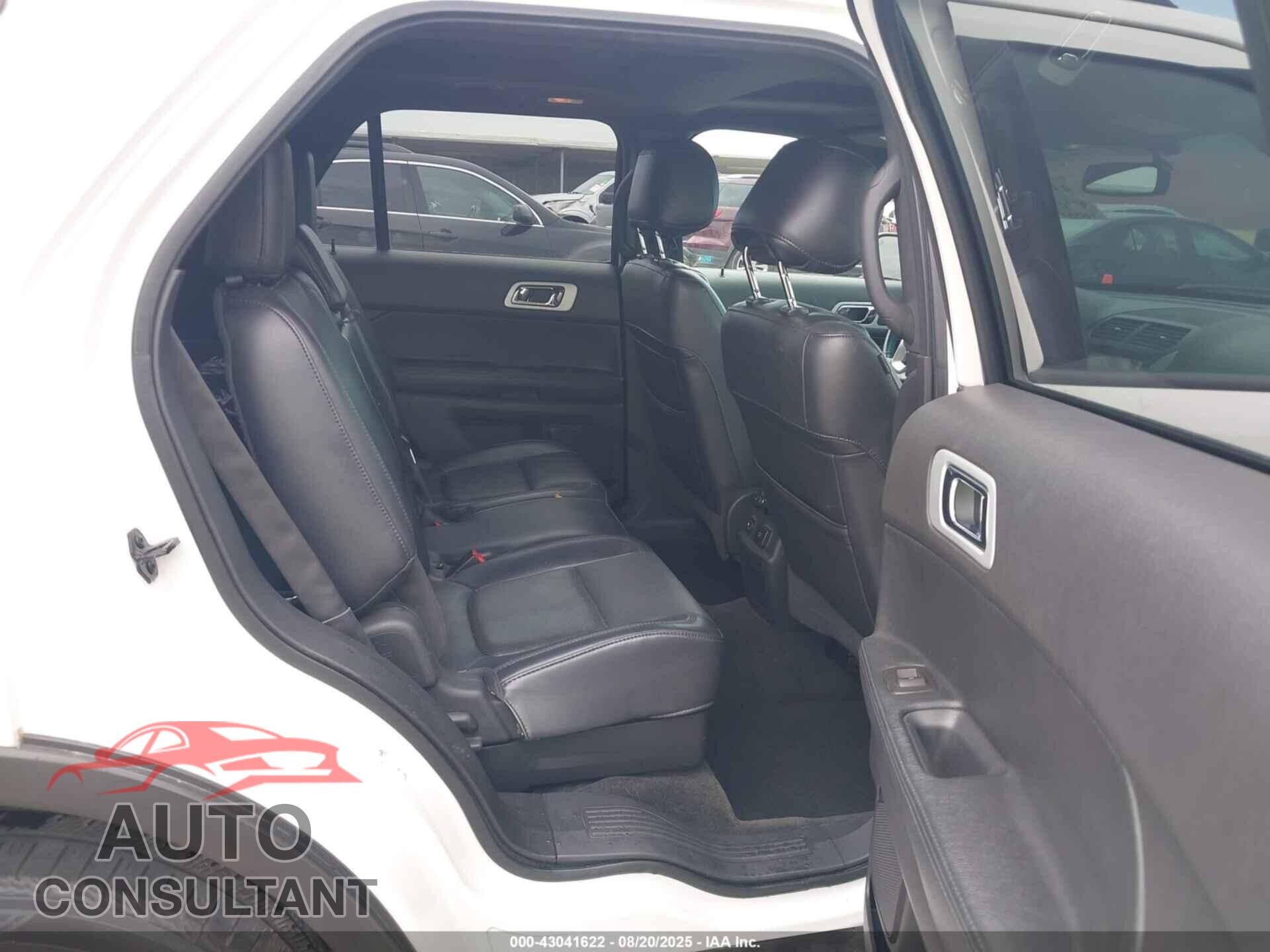 FORD EXPLORER 2011 - 1FMHK8F86BGA87871