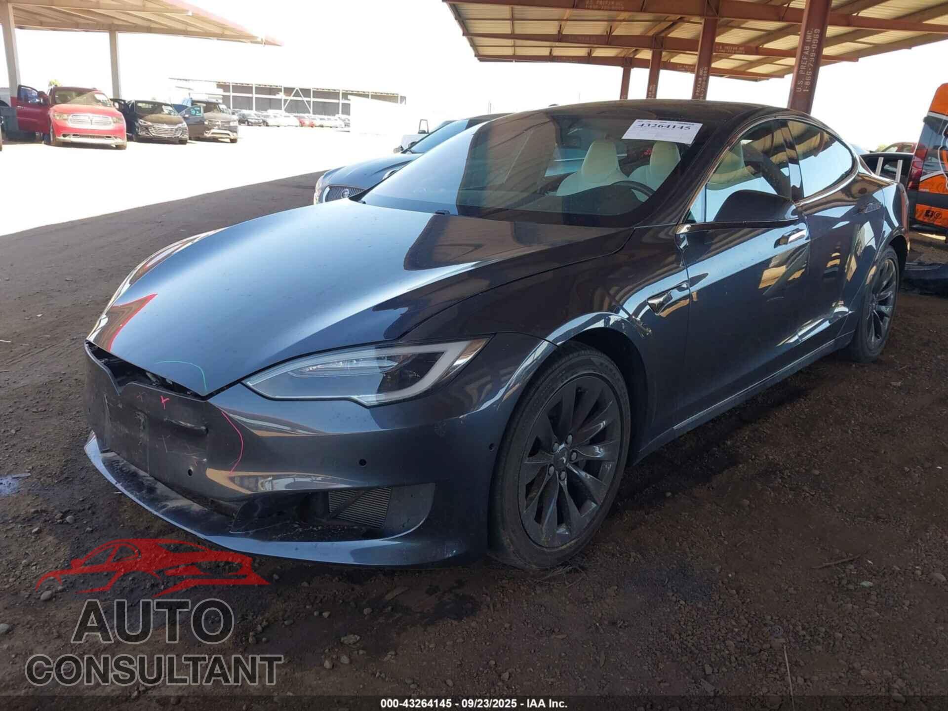TESLA MODEL S 2018 - 5YJSA1E23JF276455