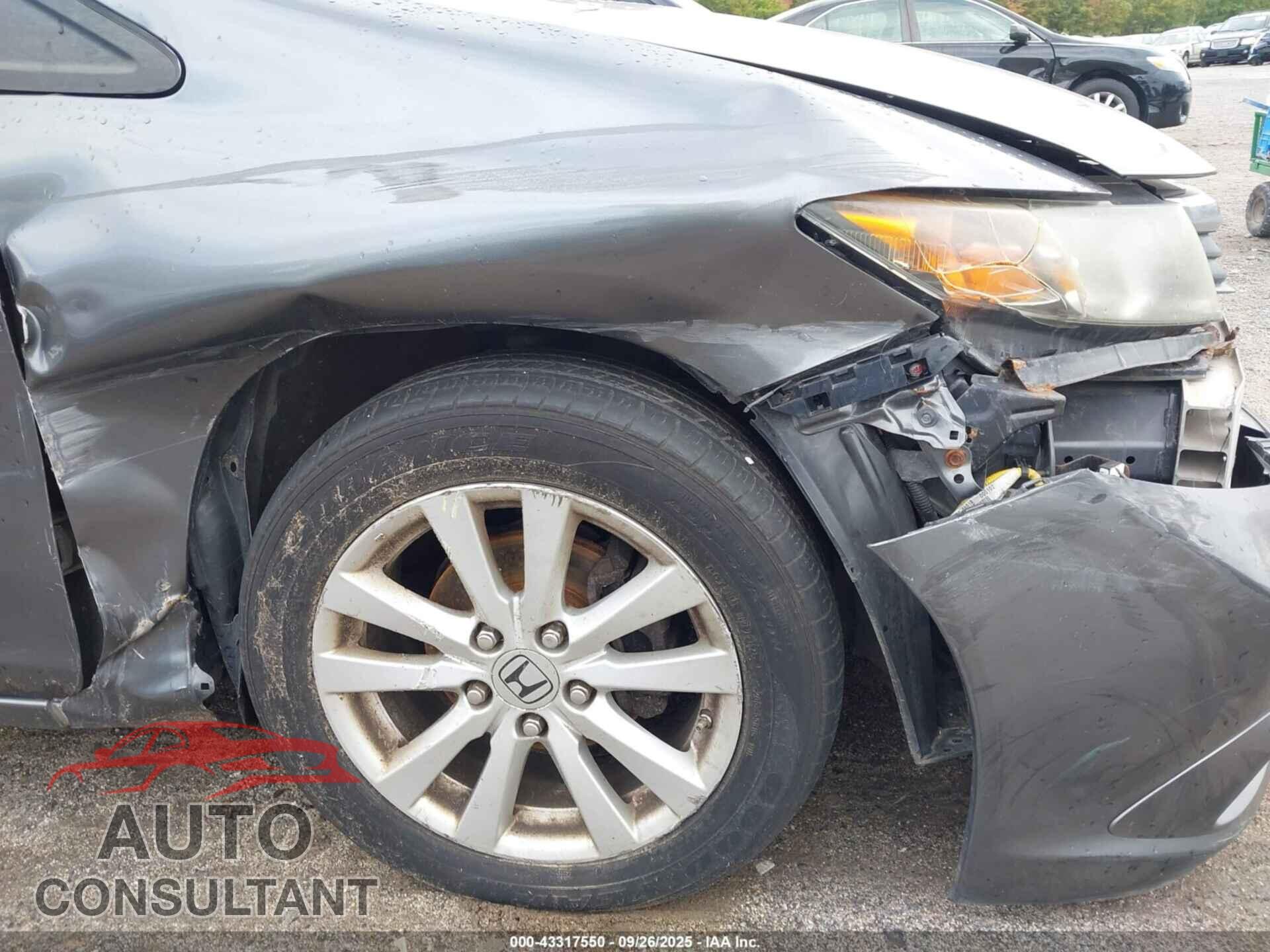 HONDA CIVIC 2012 - 2HGFB2F82CH517699