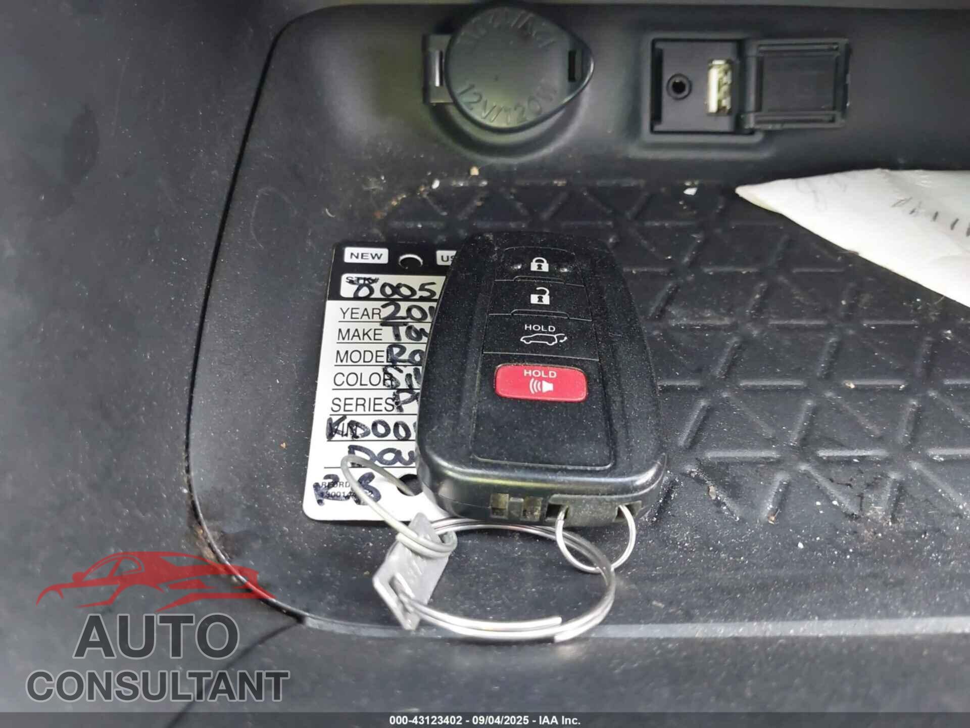 TOYOTA RAV4 2019 - JTMP1RFV1KD005111