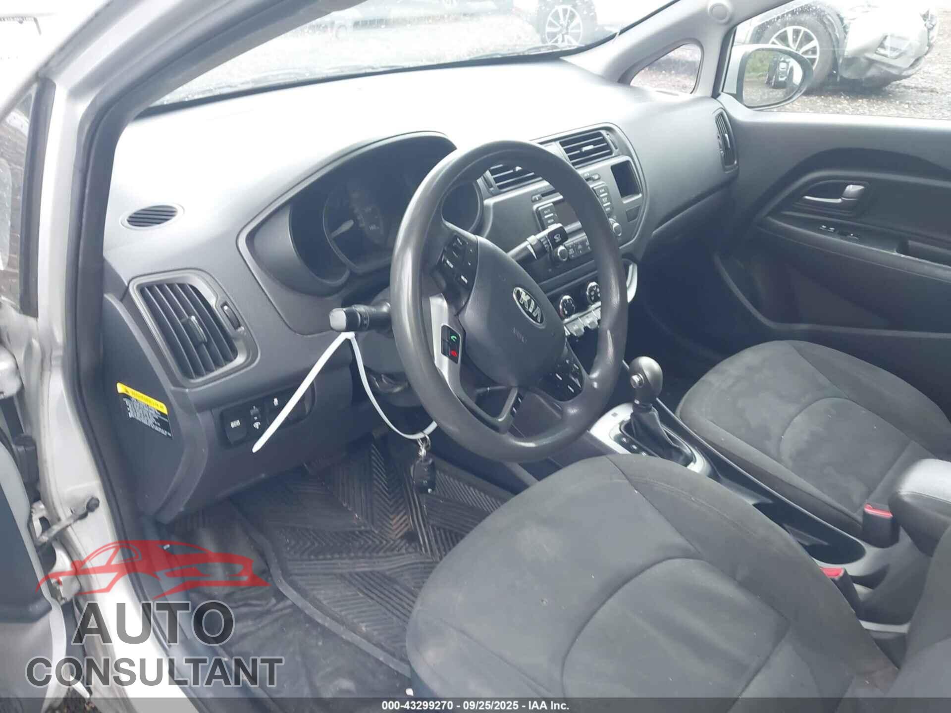 KIA RIO 2013 - KNADN4A38D6150697