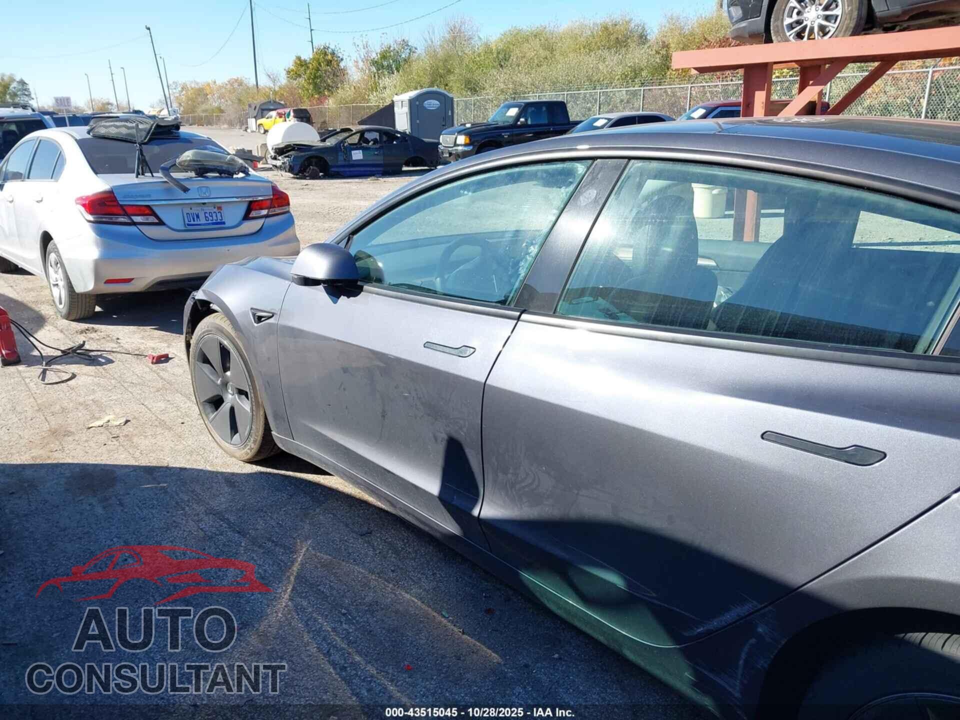 TESLA MODEL 3 2022 - 5YJ3E1EB6NF237261