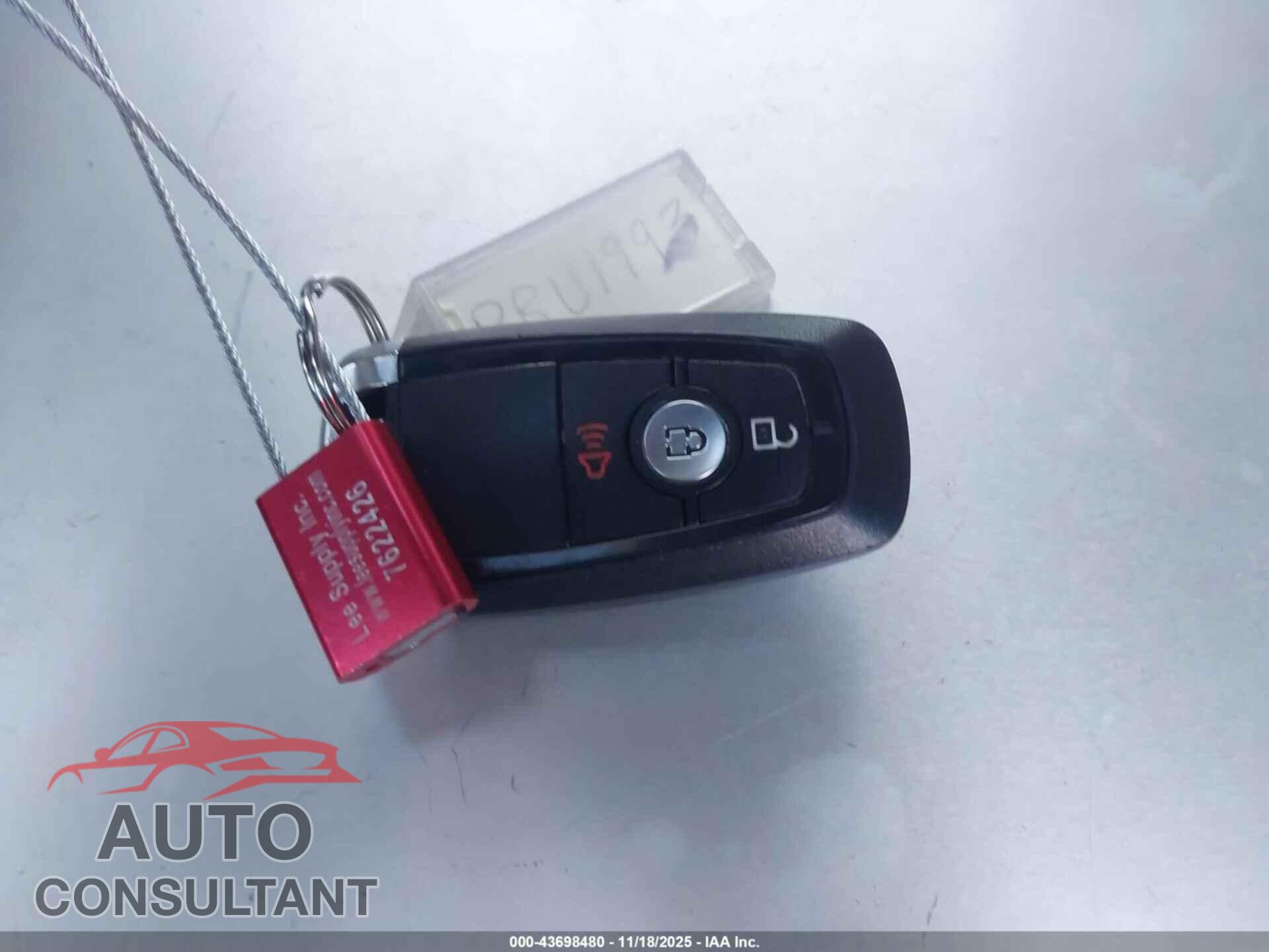 FORD ESCAPE 2020 - 1FMCU9G60LUA36585