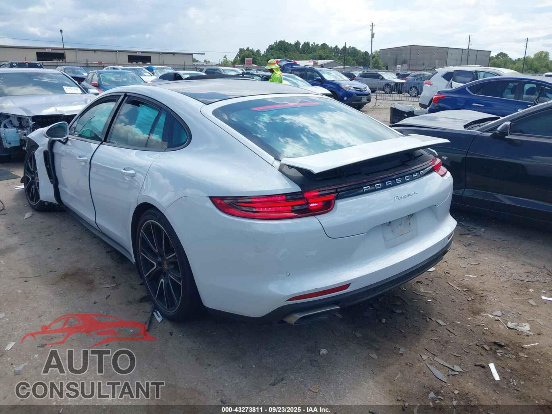 PORSCHE PANAMERA 2020 - WP0AA2A7XLL103020