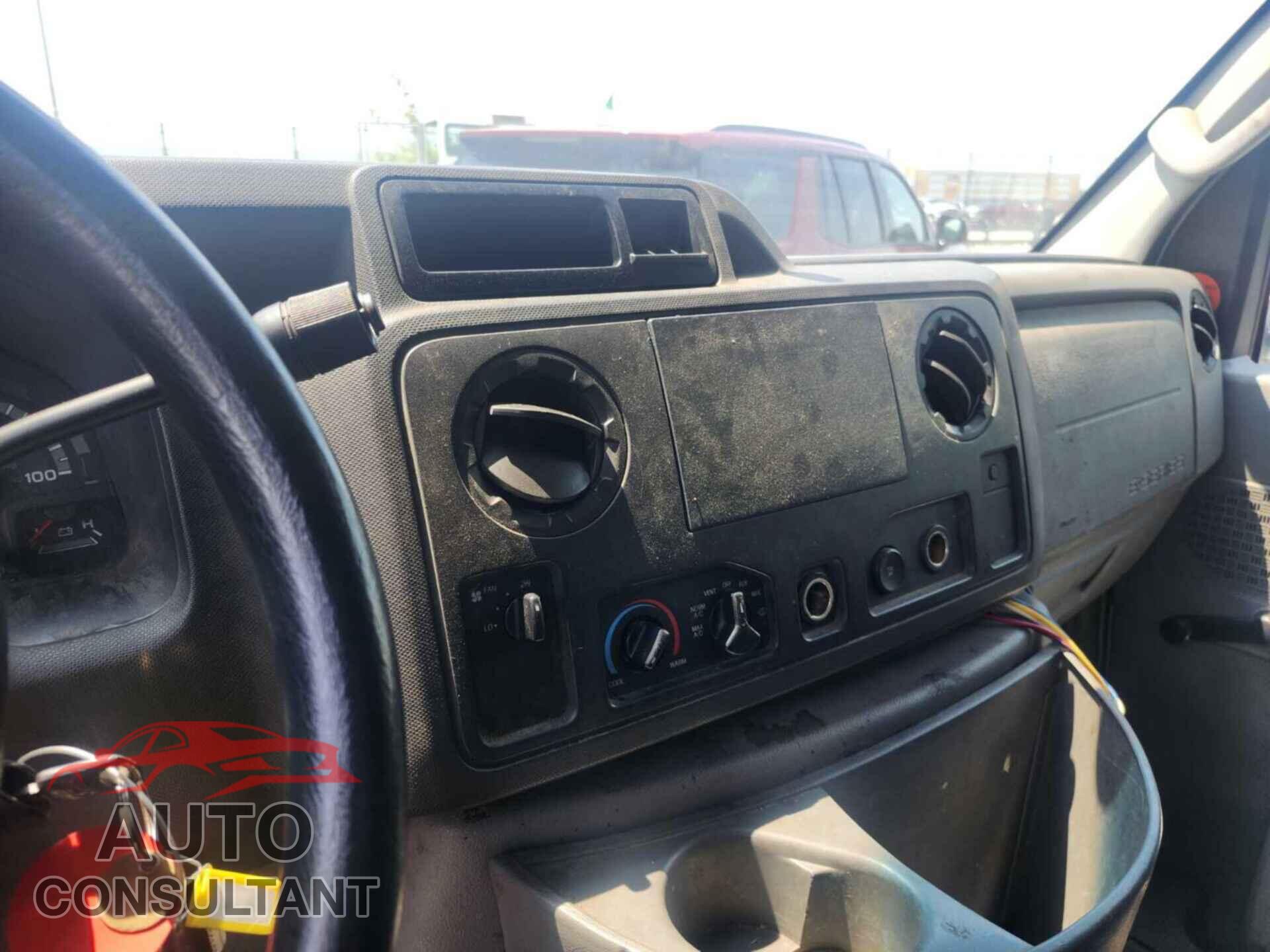 FORD ECONOLINE 2010 - 1FTNE1EW7ADA91174