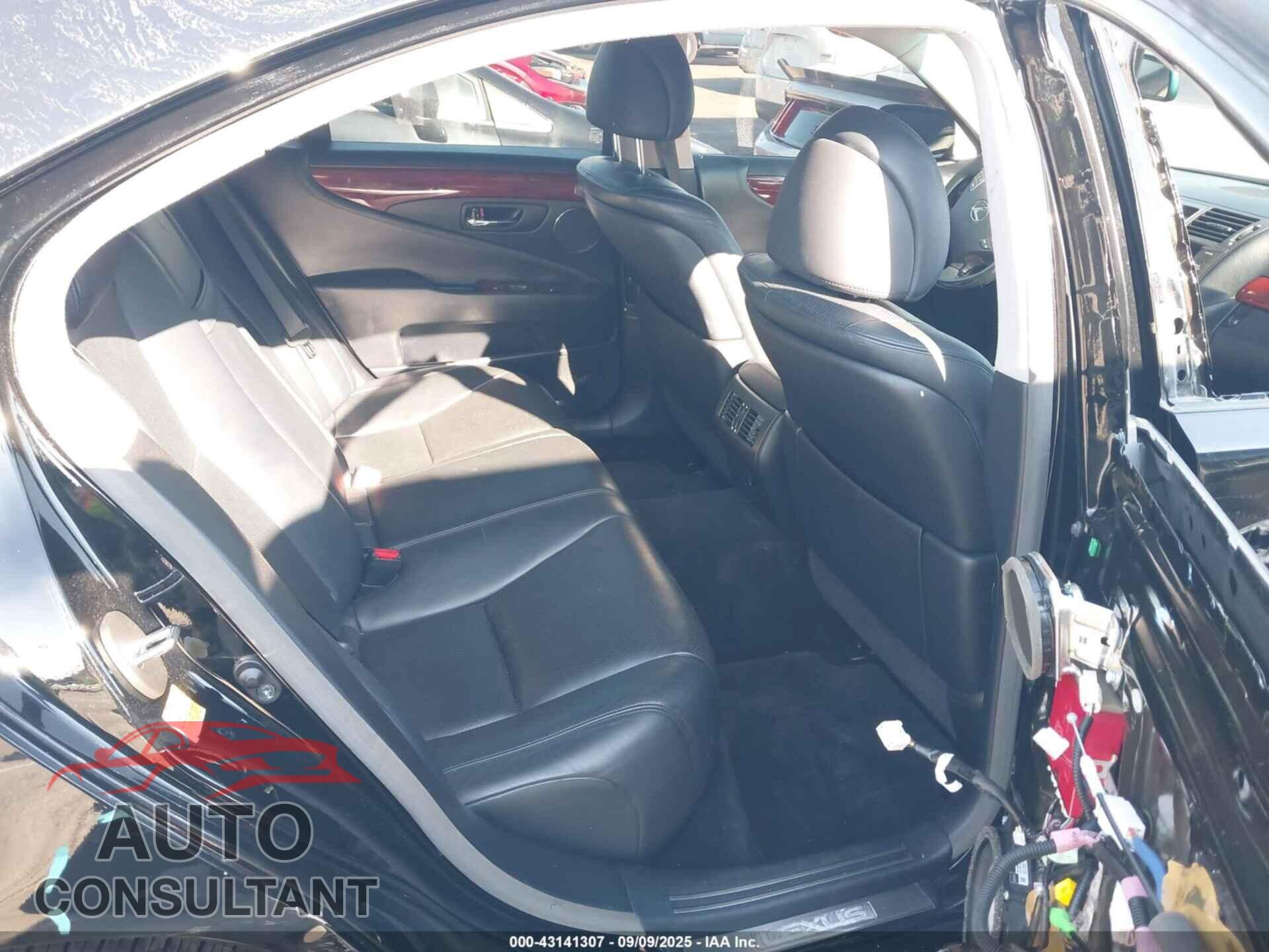 LEXUS LS 460 2011 - JTHBL5EF9B5105800