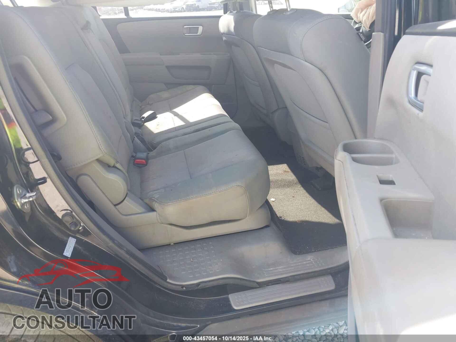 HONDA PILOT 2012 - 5FNYF4H46CB036152