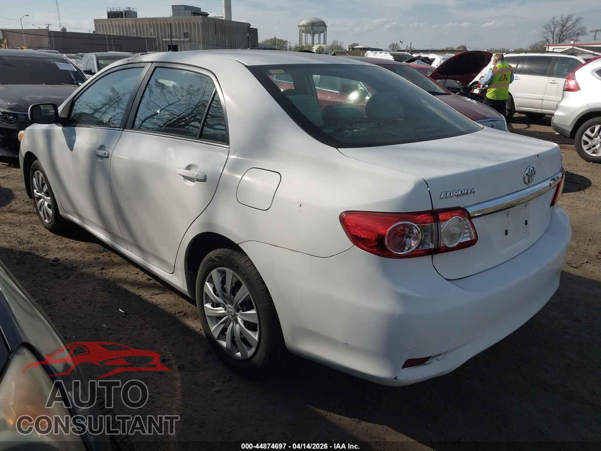 TOYOTA COROLLA 2013 - 2T1BU4EE2DC963471