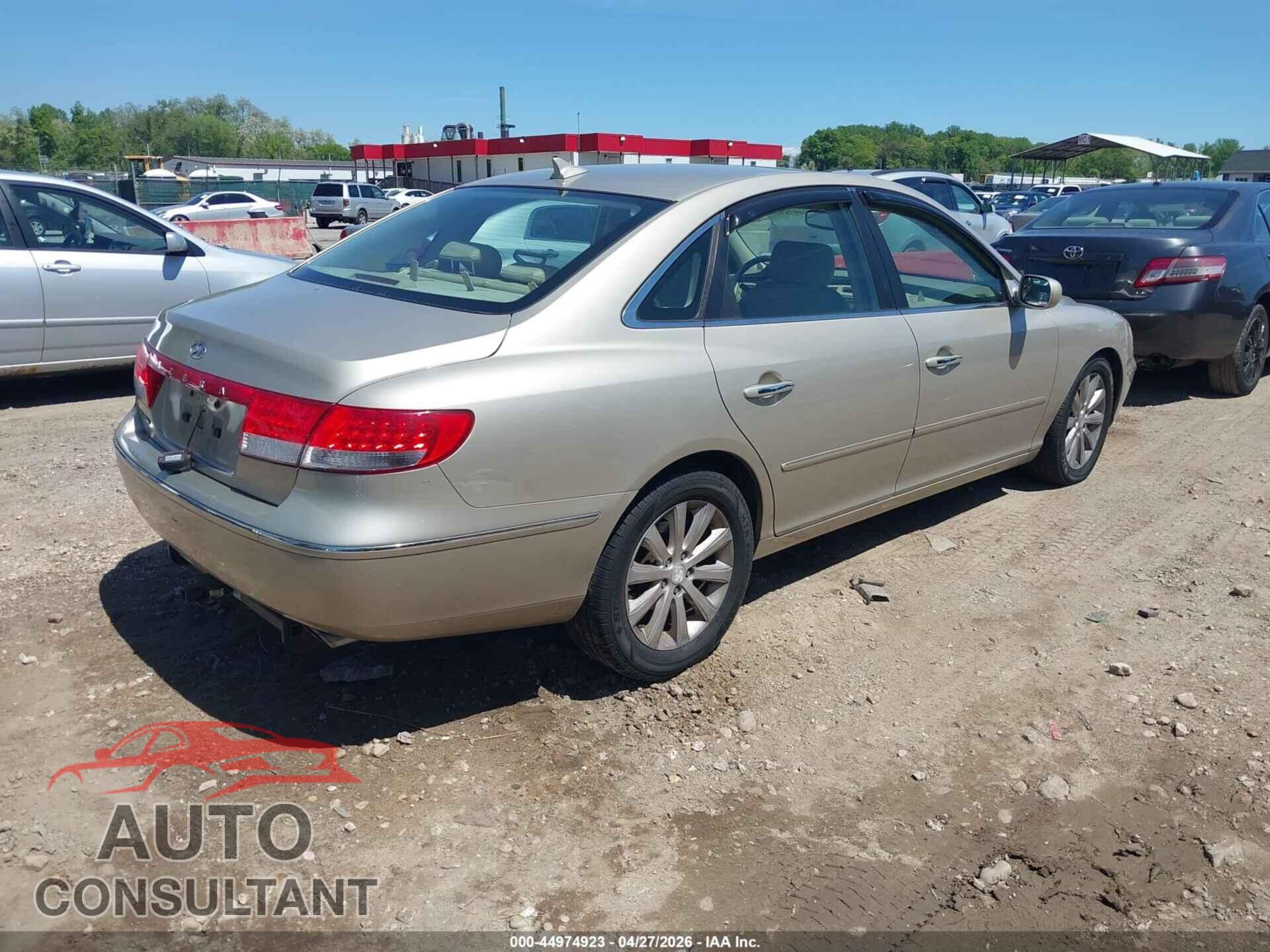 HYUNDAI AZERA 2009 - KMHFC46D49A372706