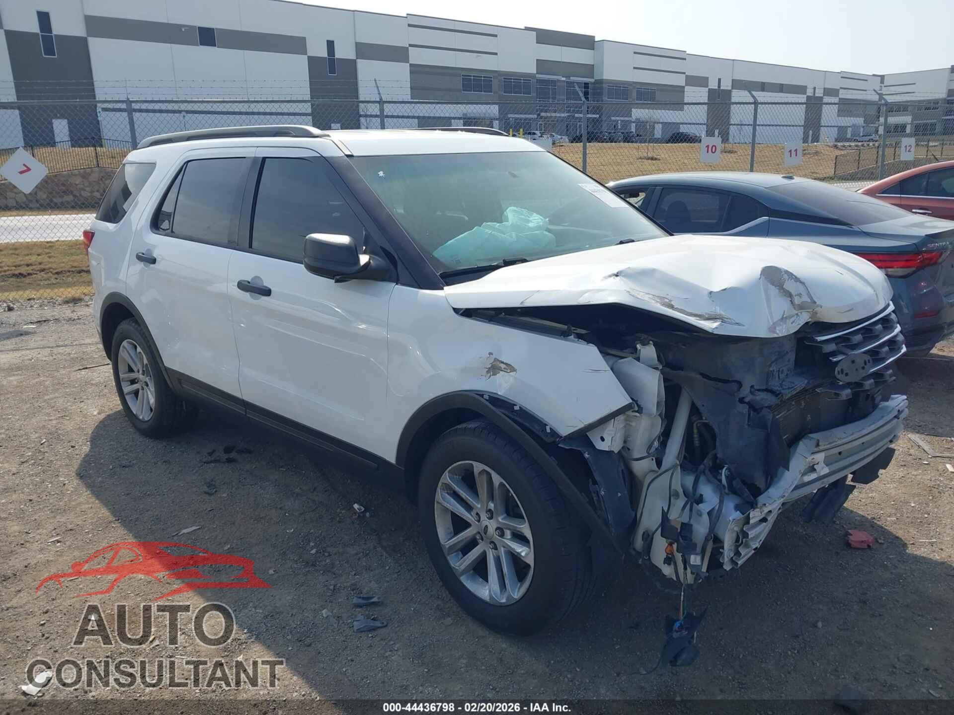 FORD EXPLORER 2017 - 1FM5K7B80HGE42657