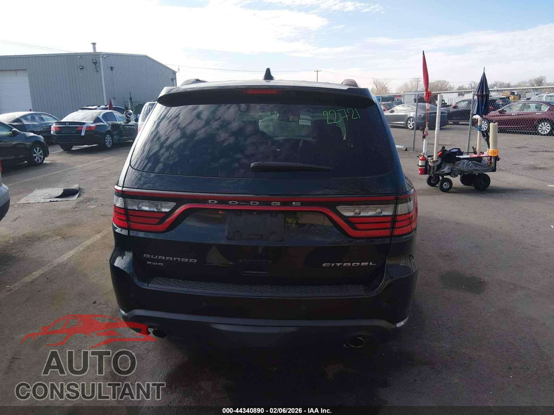 DODGE DURANGO 2015 - 1C4SDJET3FC760632