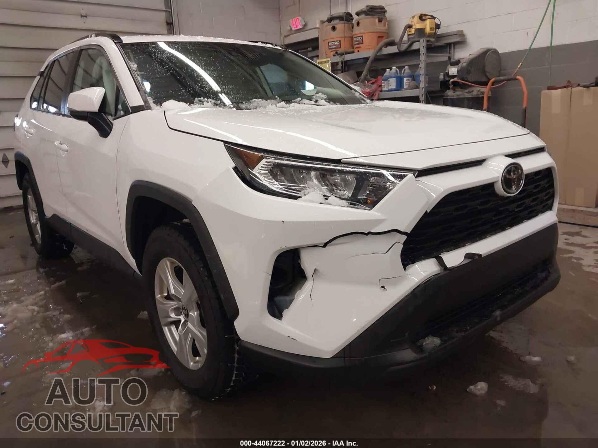 TOYOTA RAV4 2021 - 2T3P1RFV2MC243136