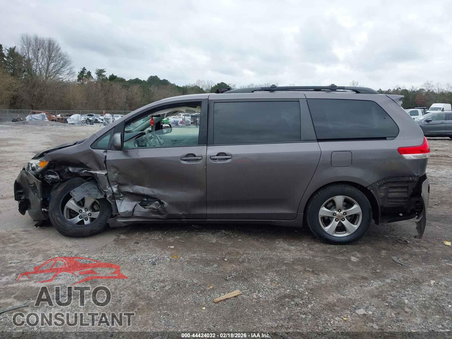 TOYOTA SIENNA 2012 - 5TDKK3DC9CS269480