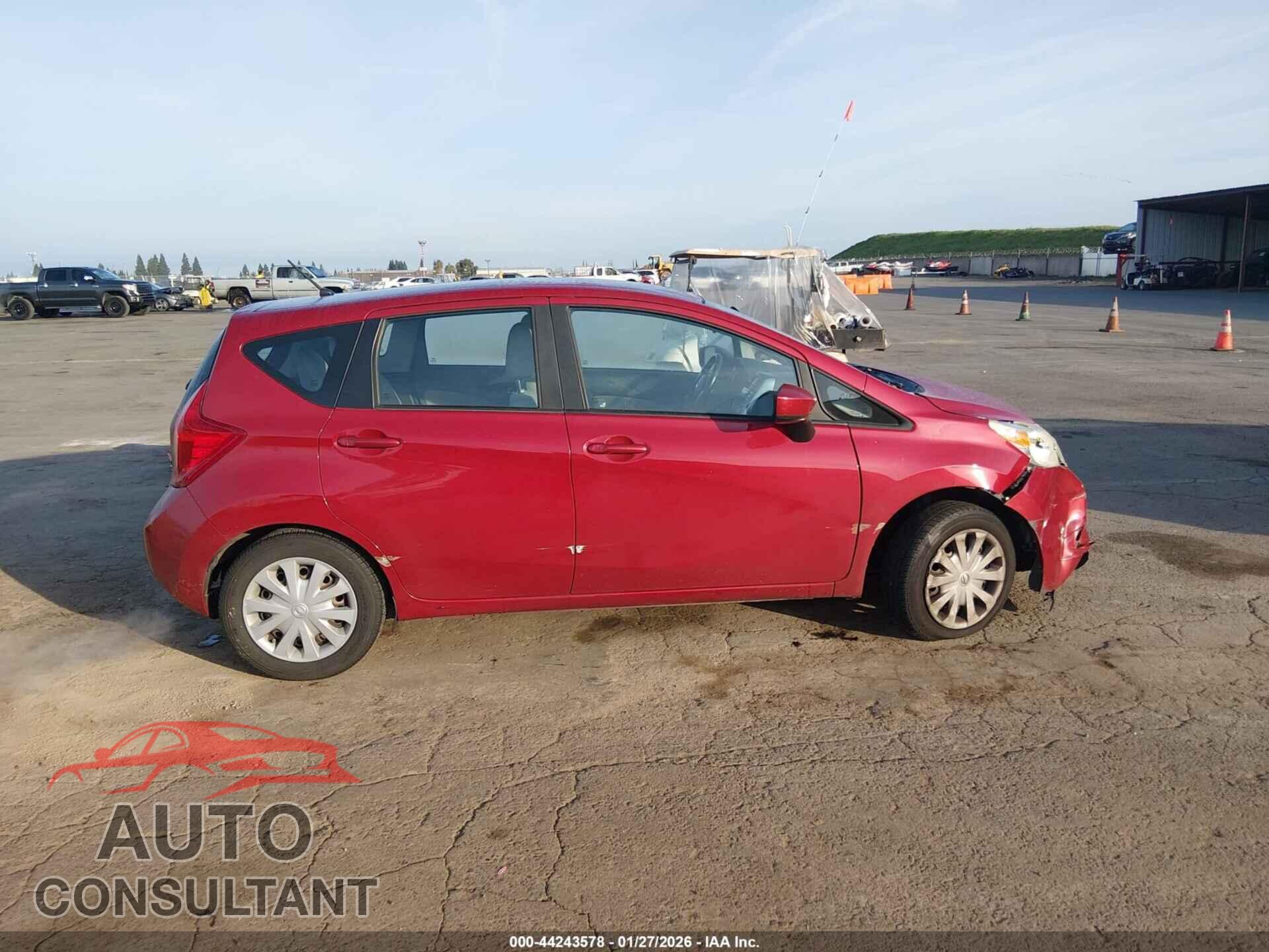NISSAN VERSA NOTE 2015 - 3N1CE2CP8FL351644